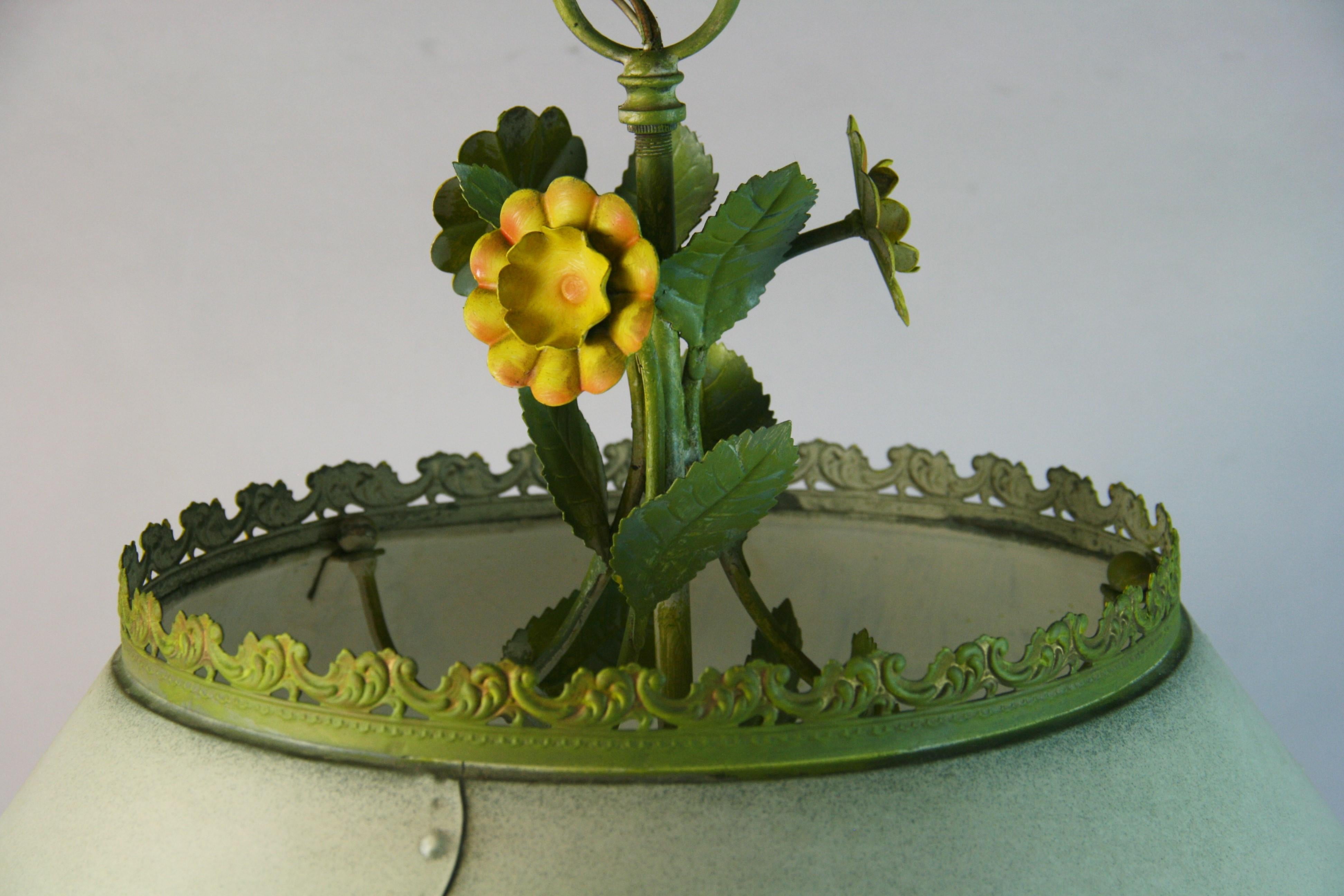 Vintage Italian Four Light Tole flowers and leaves Chandelier with Tole Shade For Sale 2