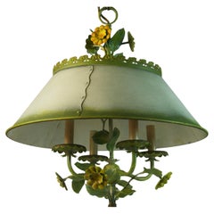 Lampadario italiano vintage a quattro luci con fiori e foglie di tiglio e paralume di tiglio