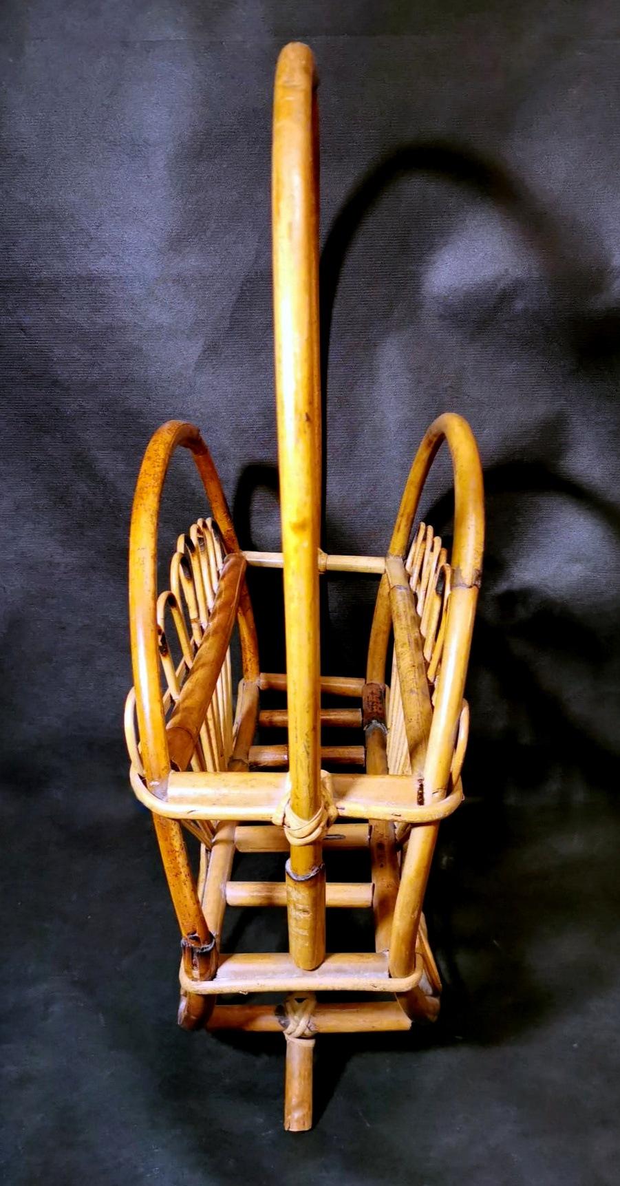 Vintage Italian Franco Albini Style Magazine Rack in Bamboo and Rattan For Sale 1