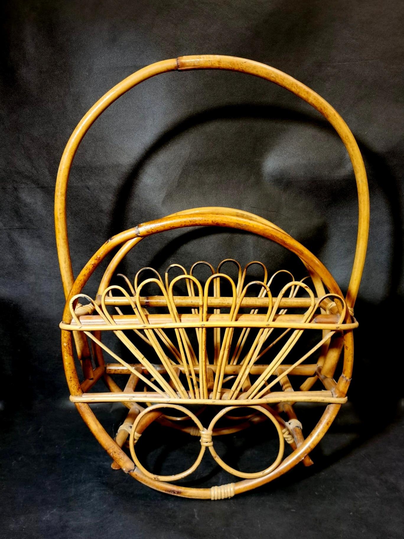 Vintage Italian Franco Albini Style Magazine Rack in Bamboo and Rattan For Sale 3