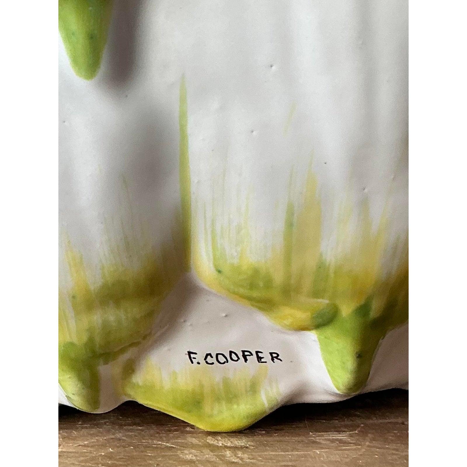 Vintage Italian Frederick Cooper Glazed Ceramic Artichoke Lamp In Good Condition For Sale In West Palm Beach, FL