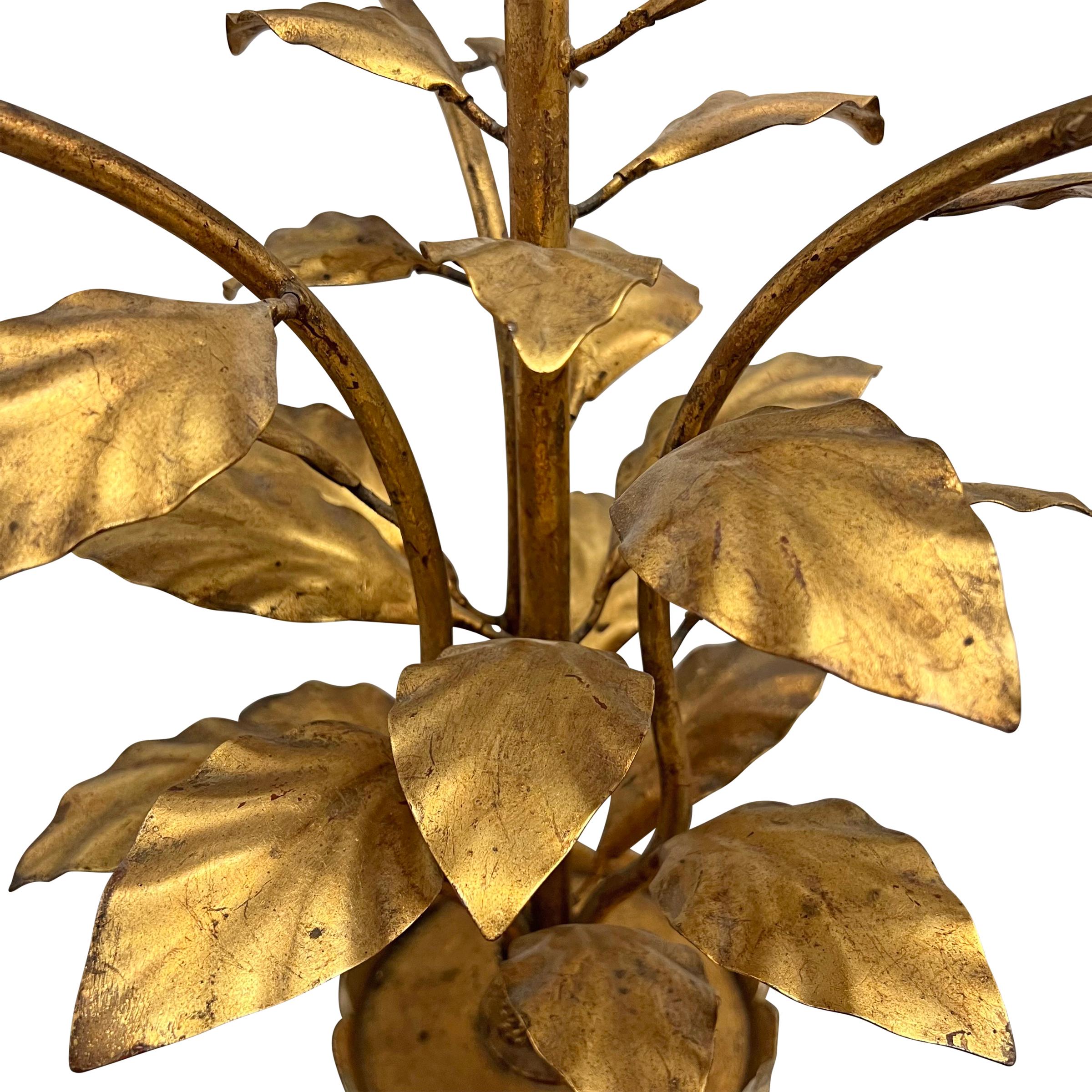 Lampe de table italienne vintage dorée Hydrangea en vente 4
