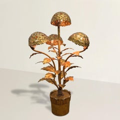 Vintage Italian Gilt Hydrangea Table Lamp