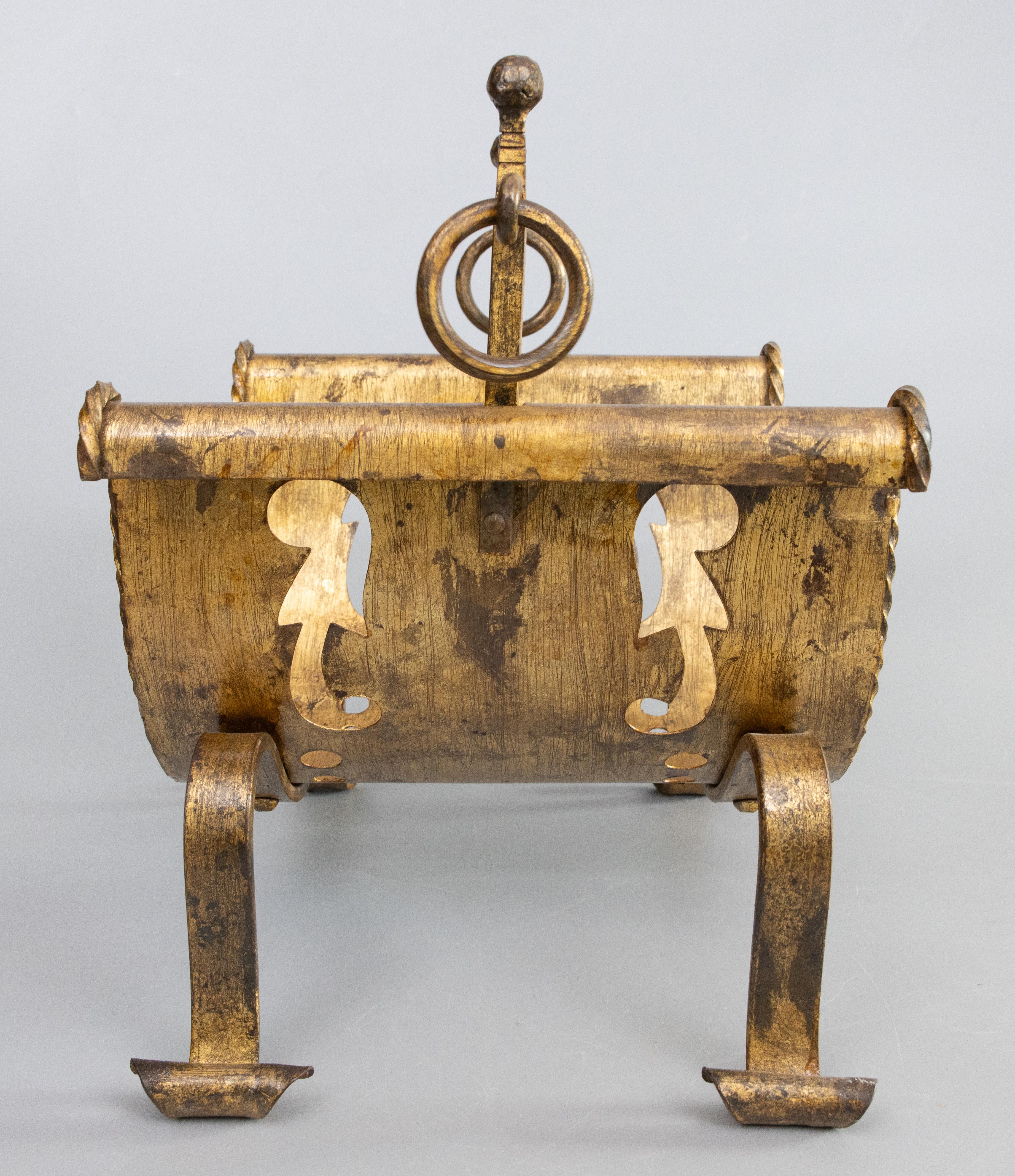 Italiano Portariviste d'epoca in ferro dorato in vendita