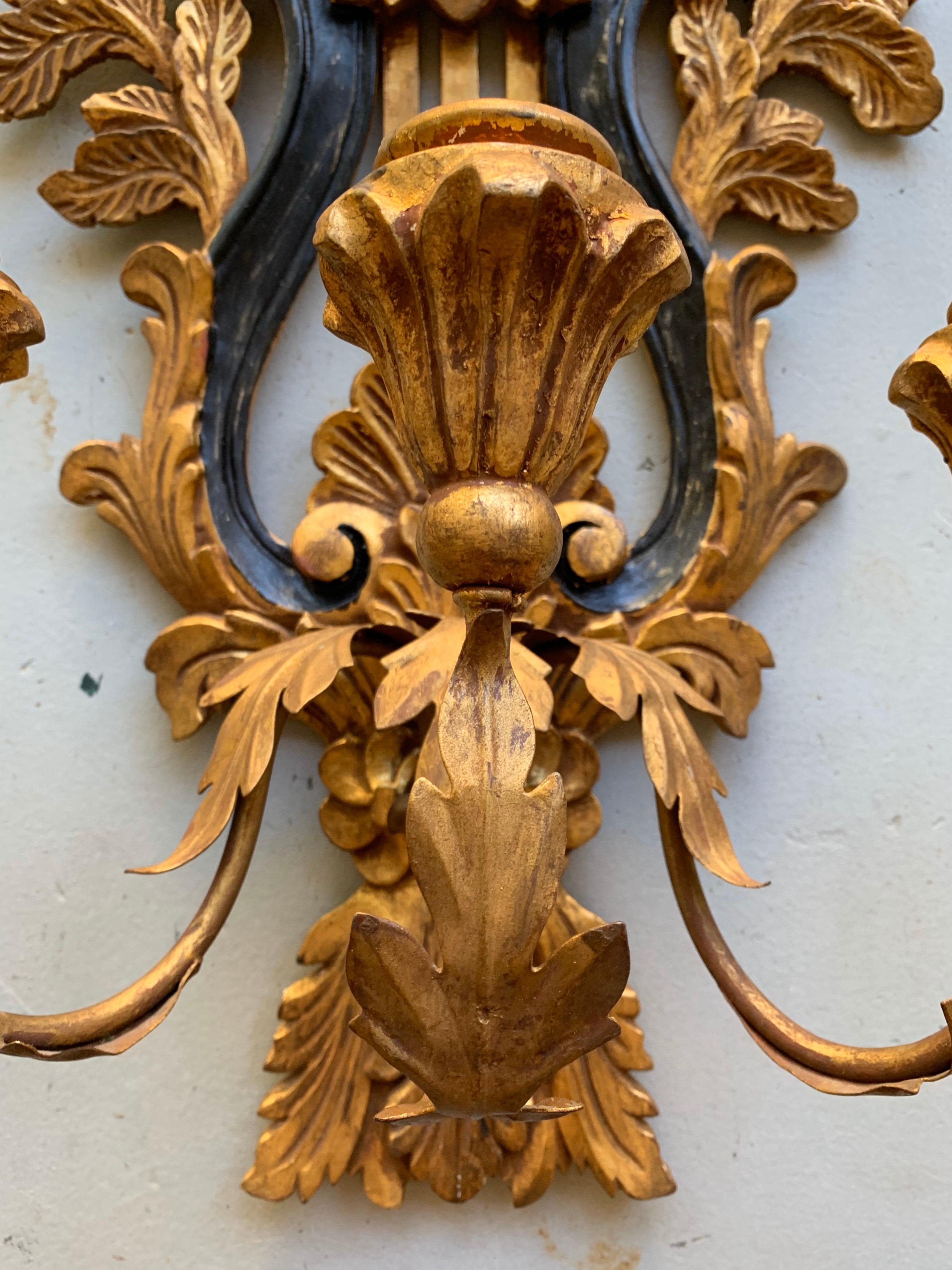 Vintage Italian Giltwood 3-Arm Harp Sconces, a Pair In Good Condition For Sale In New York, NY