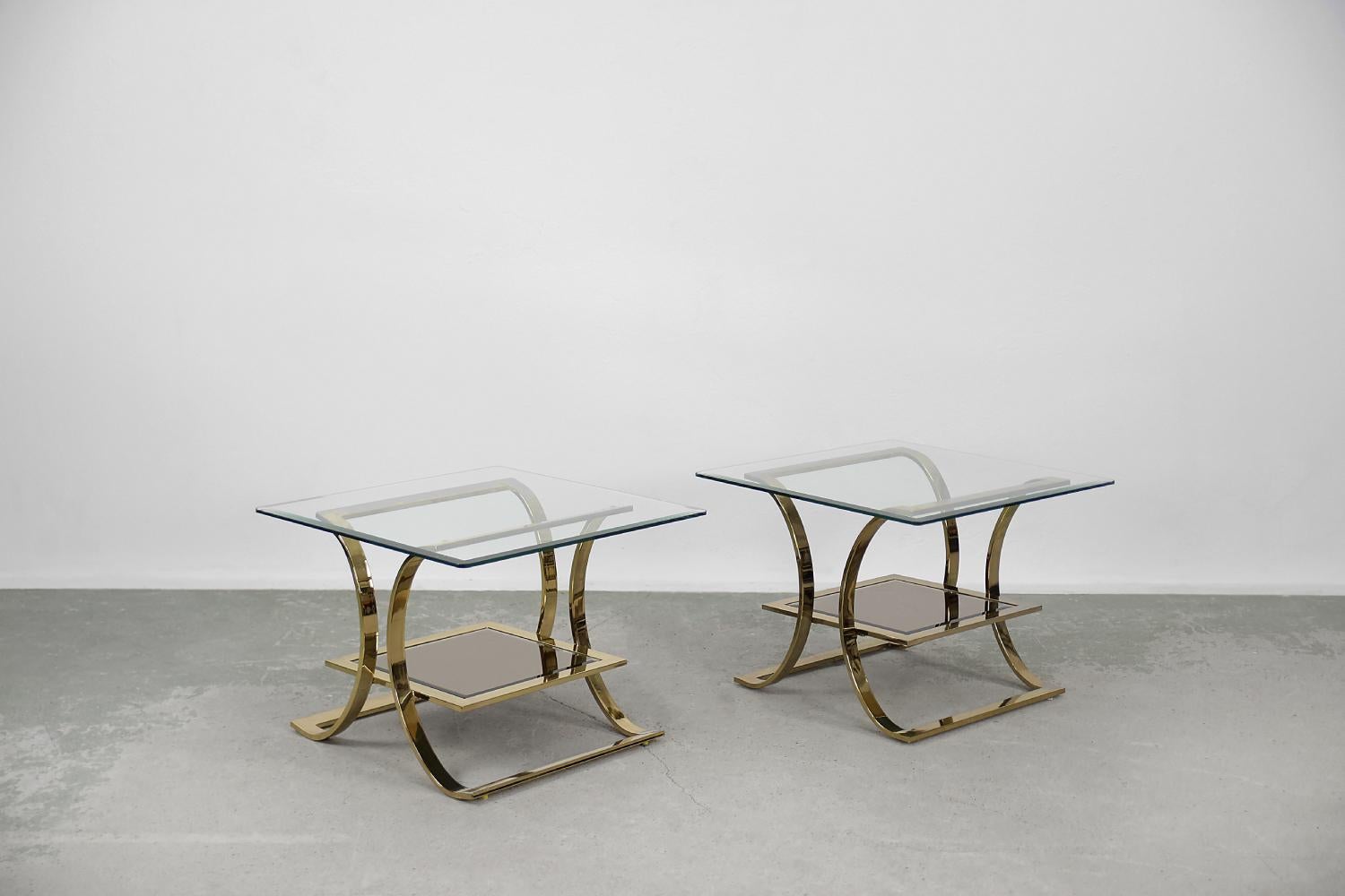 Mid-20th Century Pair of Vintage Hollywood Regency Glass Coffee Tables with Gold-Colored Bases For Sale