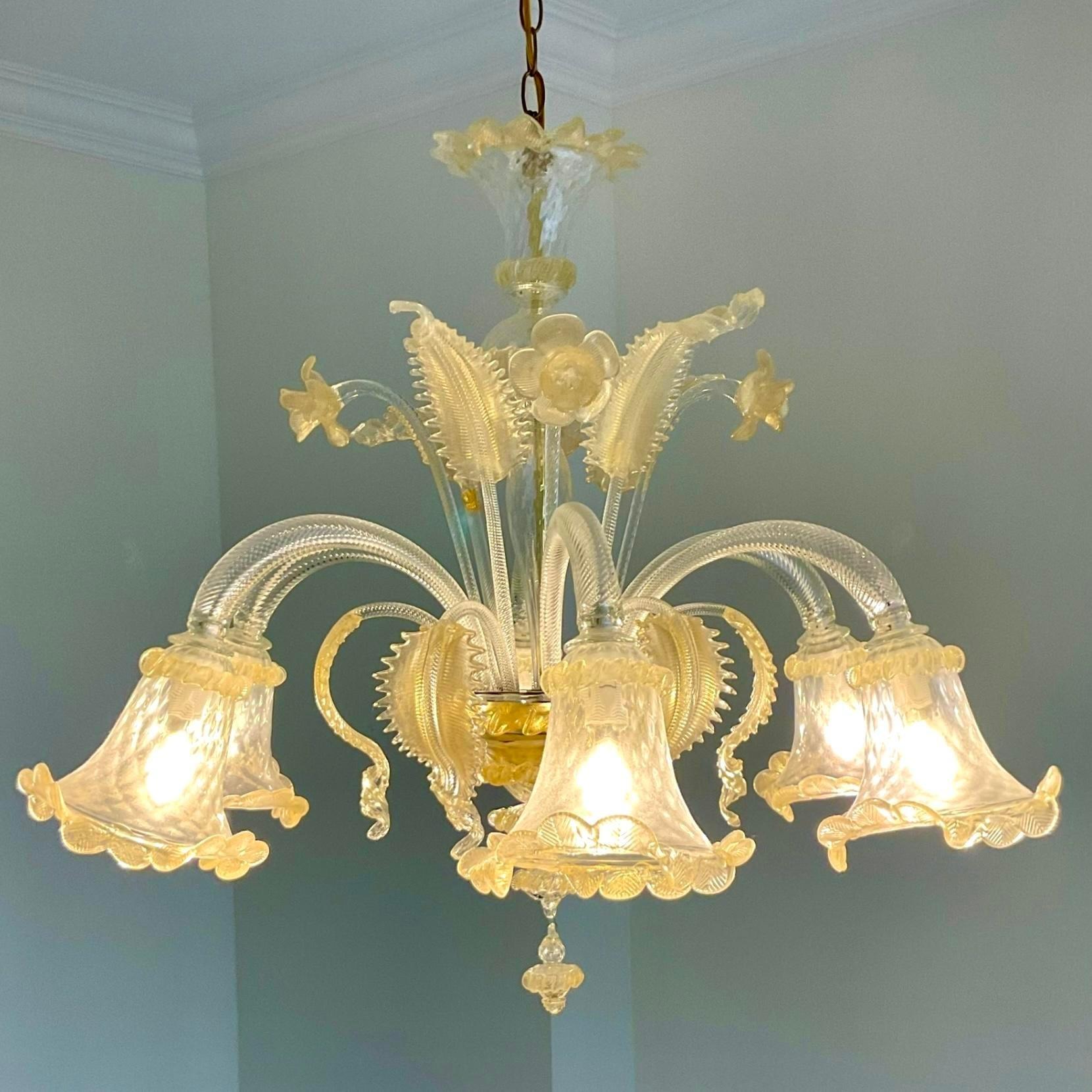 20th Century Vintage Italian Glass Floral Chandelier After Murano For Sale