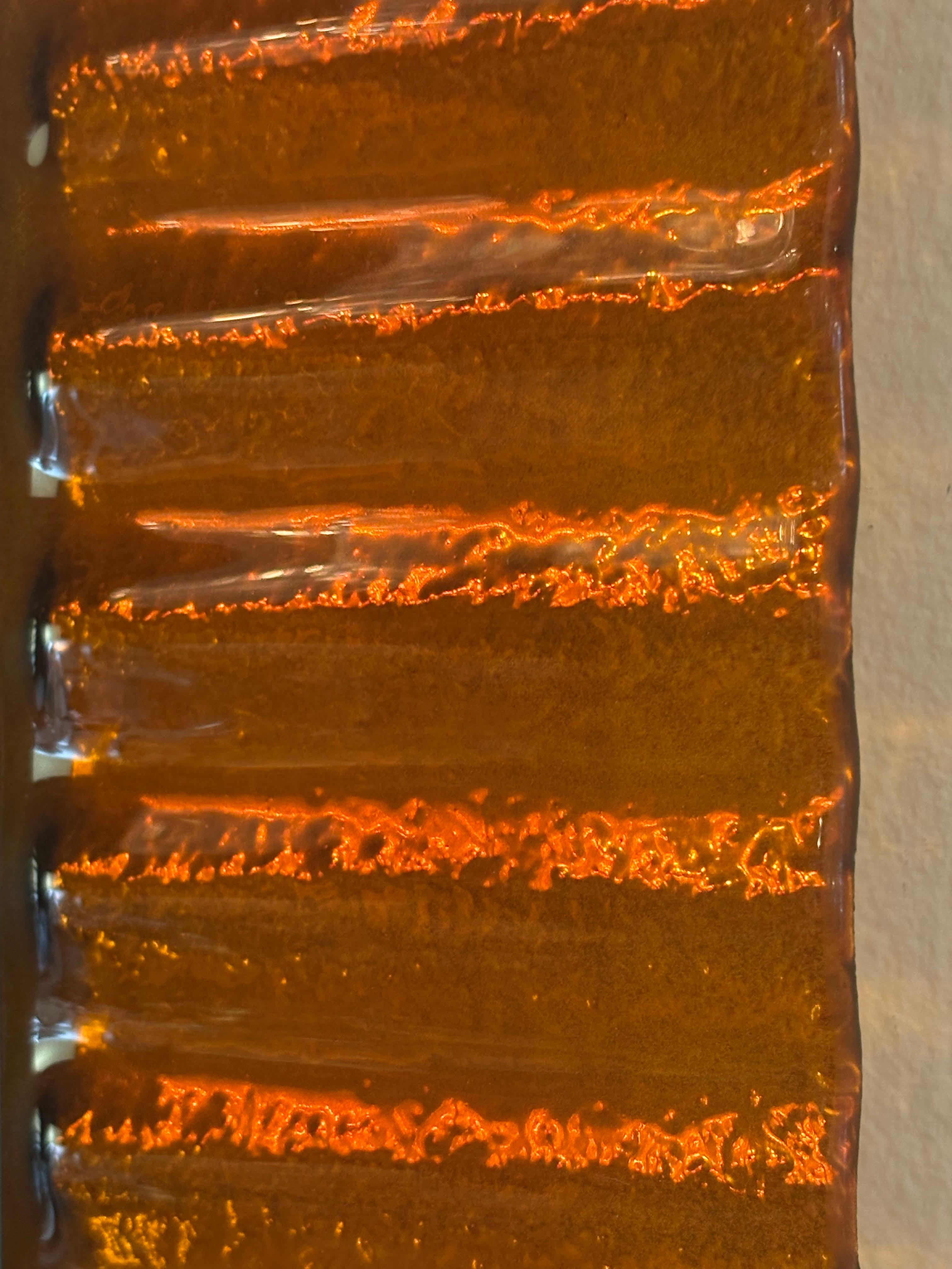 Vintage Italian Glass Coppia di specchi da parete ondulati e smerlati arancioni di Linea Vetro in vendita 4
