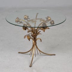 Vintage Italian Glass Top Round Side Table con base a rose in metallo dorato
