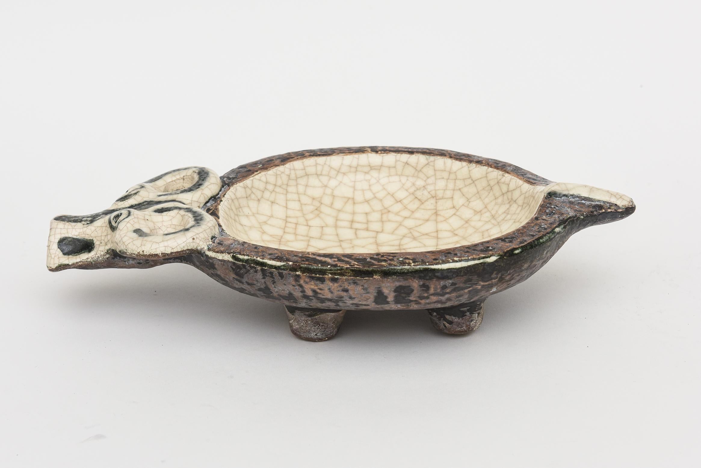 Vintage Italienisch glasierte Keramik Gambone Stil Rams Schüssel Schwarz, Braun, Tan  (Mitte des 20. Jahrhunderts) im Angebot