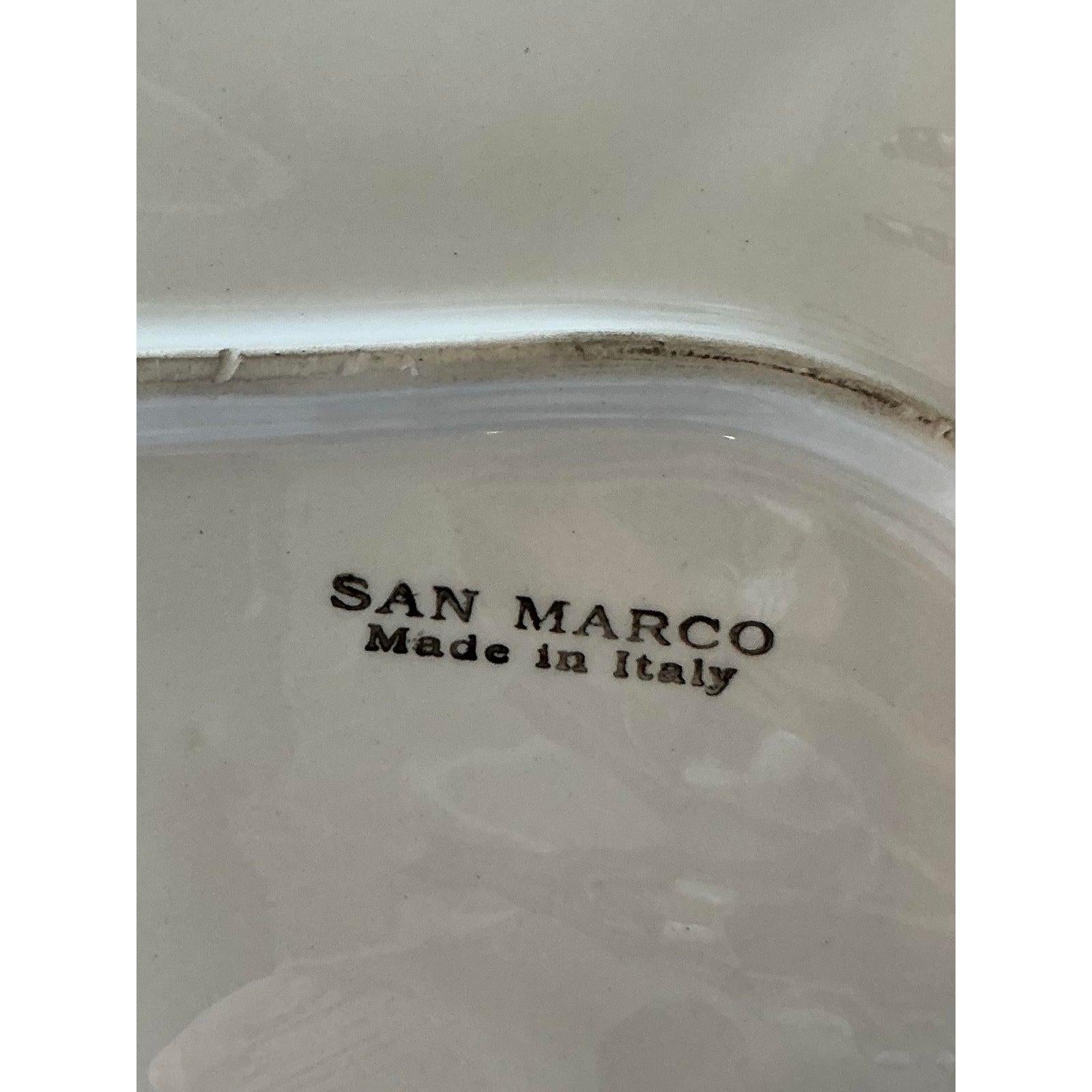 Plat à feuilles vintage en céramique émaillée italienne Bon état - En vente à West Palm Beach, FL