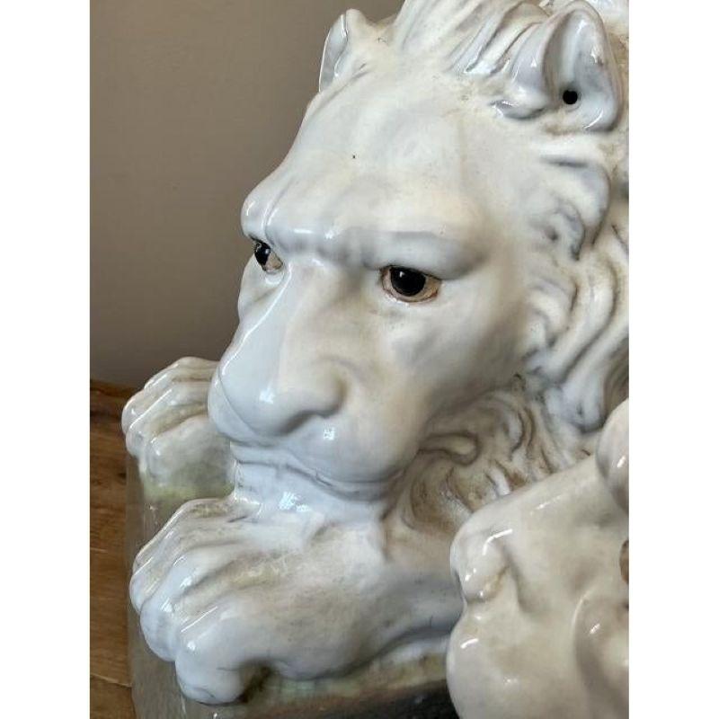 Paire de Lions en céramique émaillée italienne d'époque en vente 2
