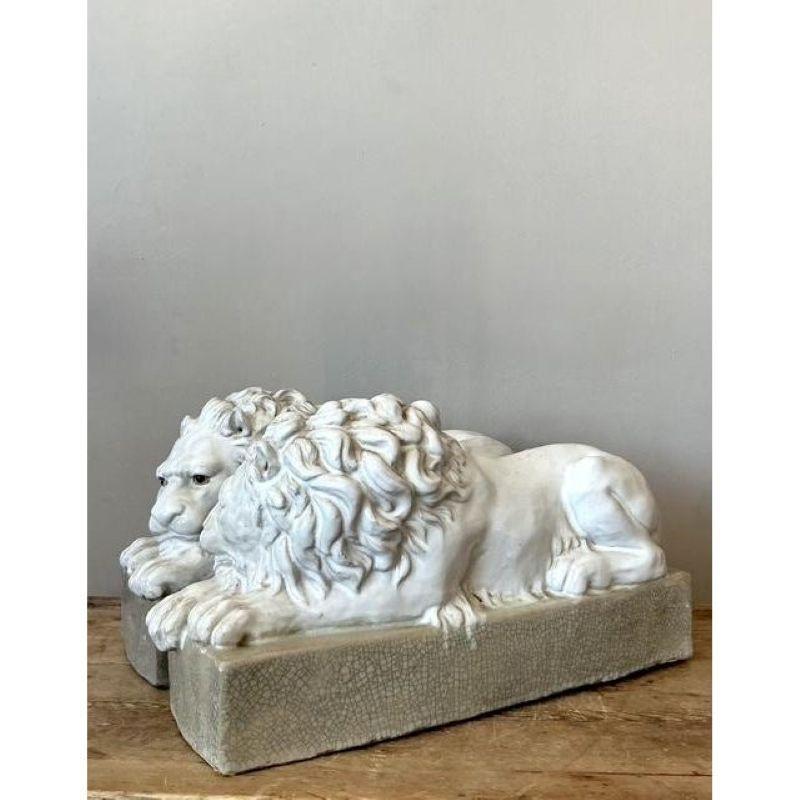 Paire de Lions en céramique émaillée italienne d'époque en vente 3