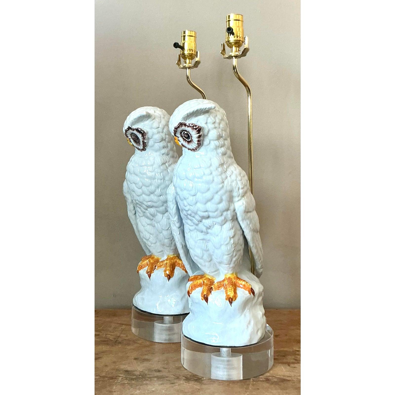 20ième siècle Paire de hiboux en céramique émaillée italienne d'époque en vente