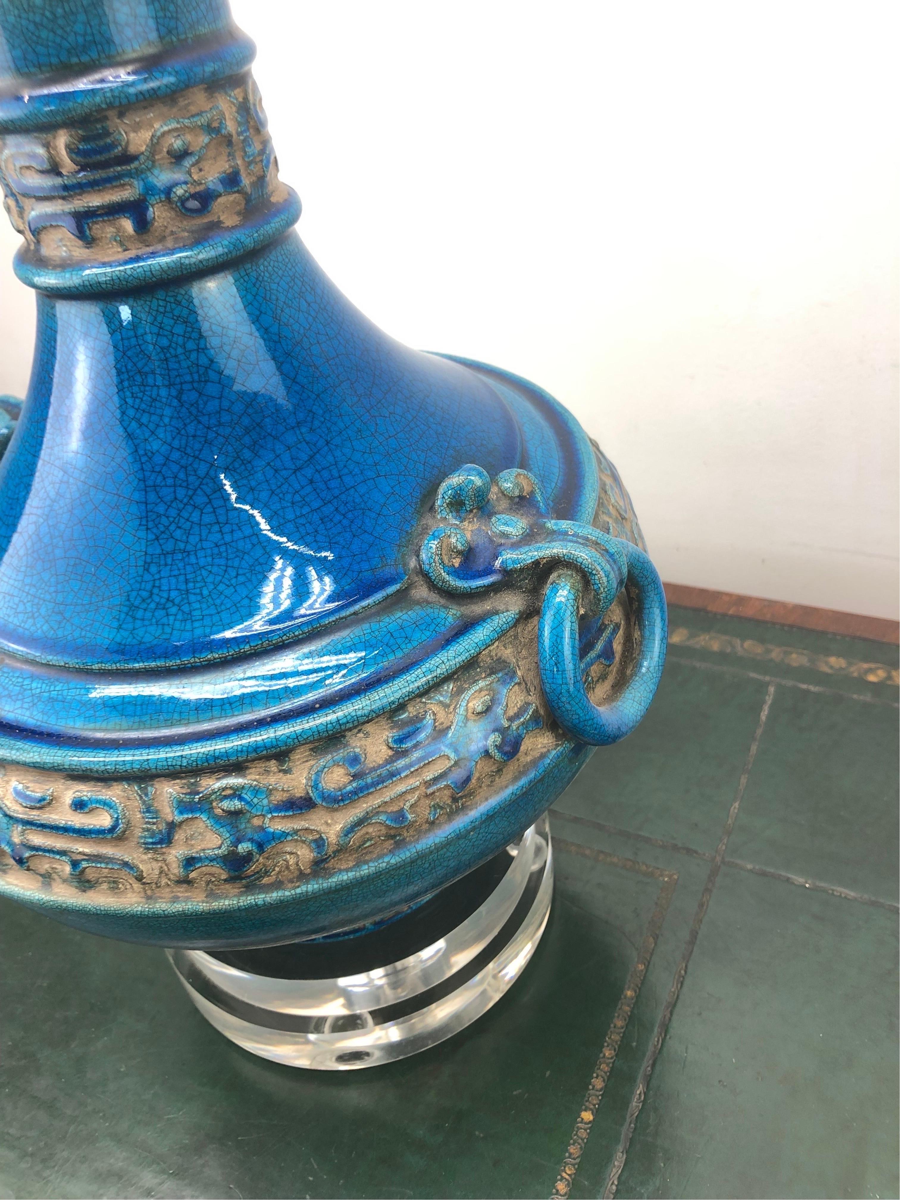 20th Century Vintage Italian Glazed Chinoiserie Crackle Turquoise Lamp For Sale