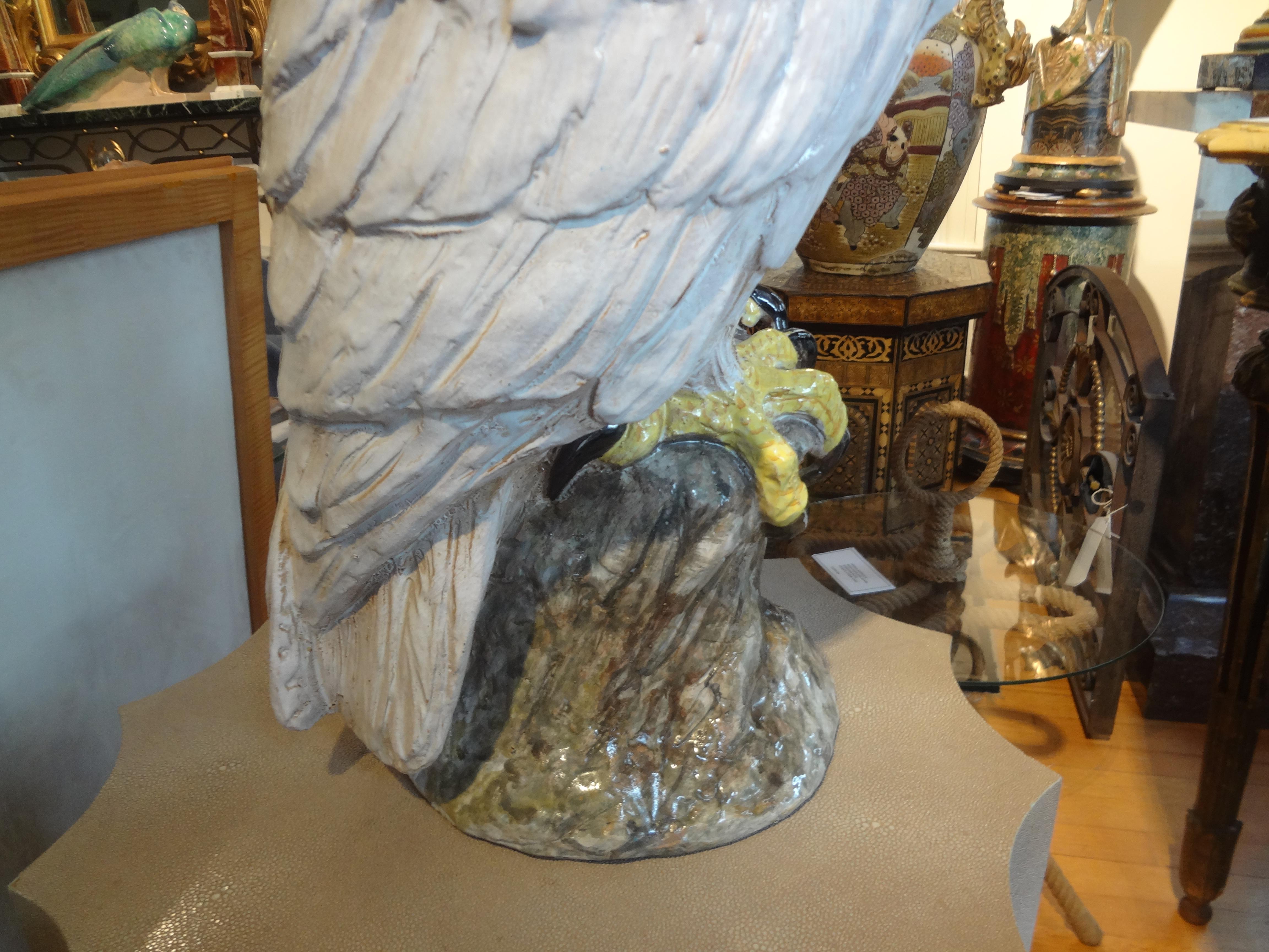 Vintage Italian Terracotta Glazed Eagle Sculpture en vente 2