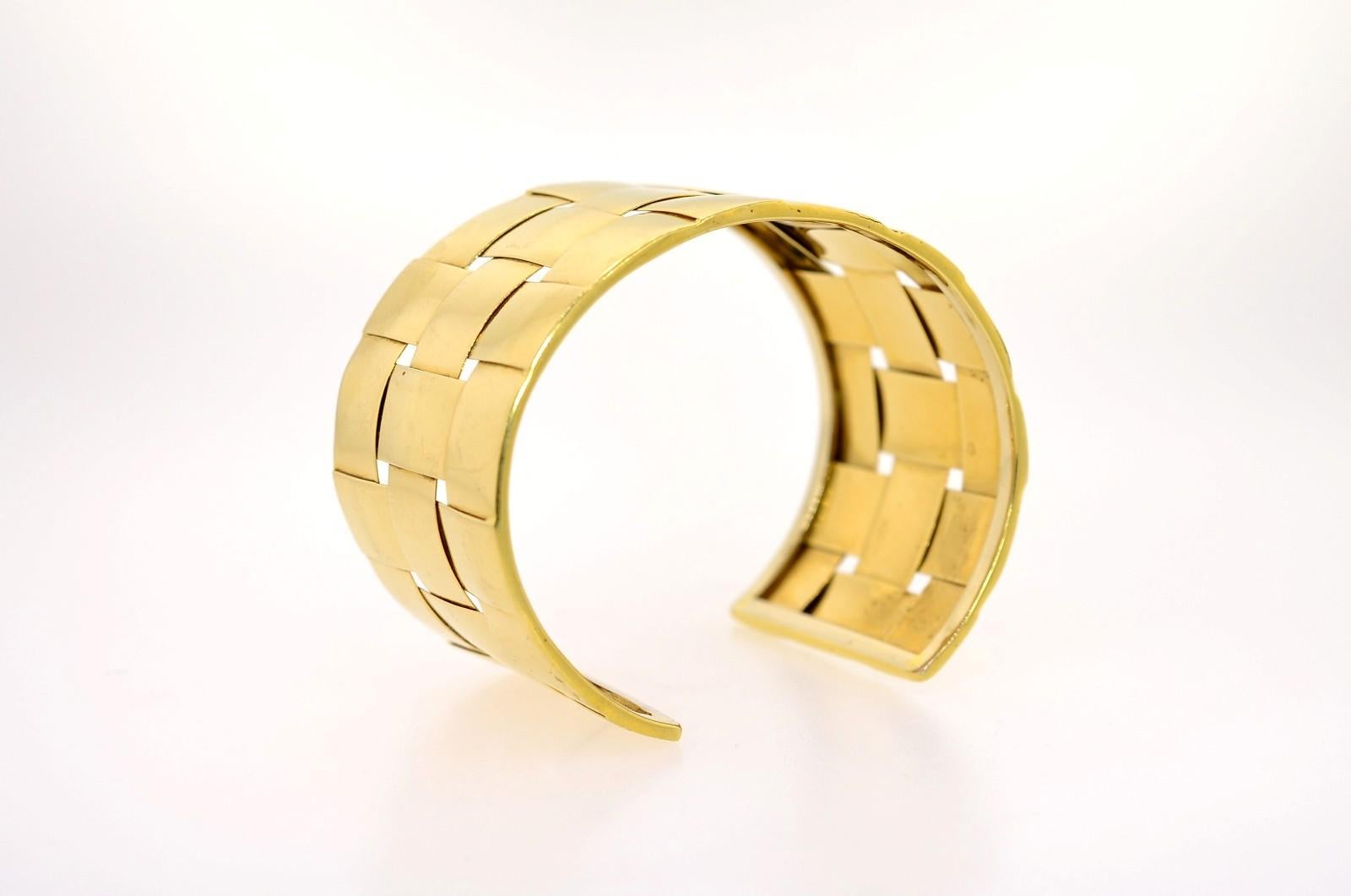 Vintage Italian Gold Bangle In Good Condition In Beverly Hills, CA