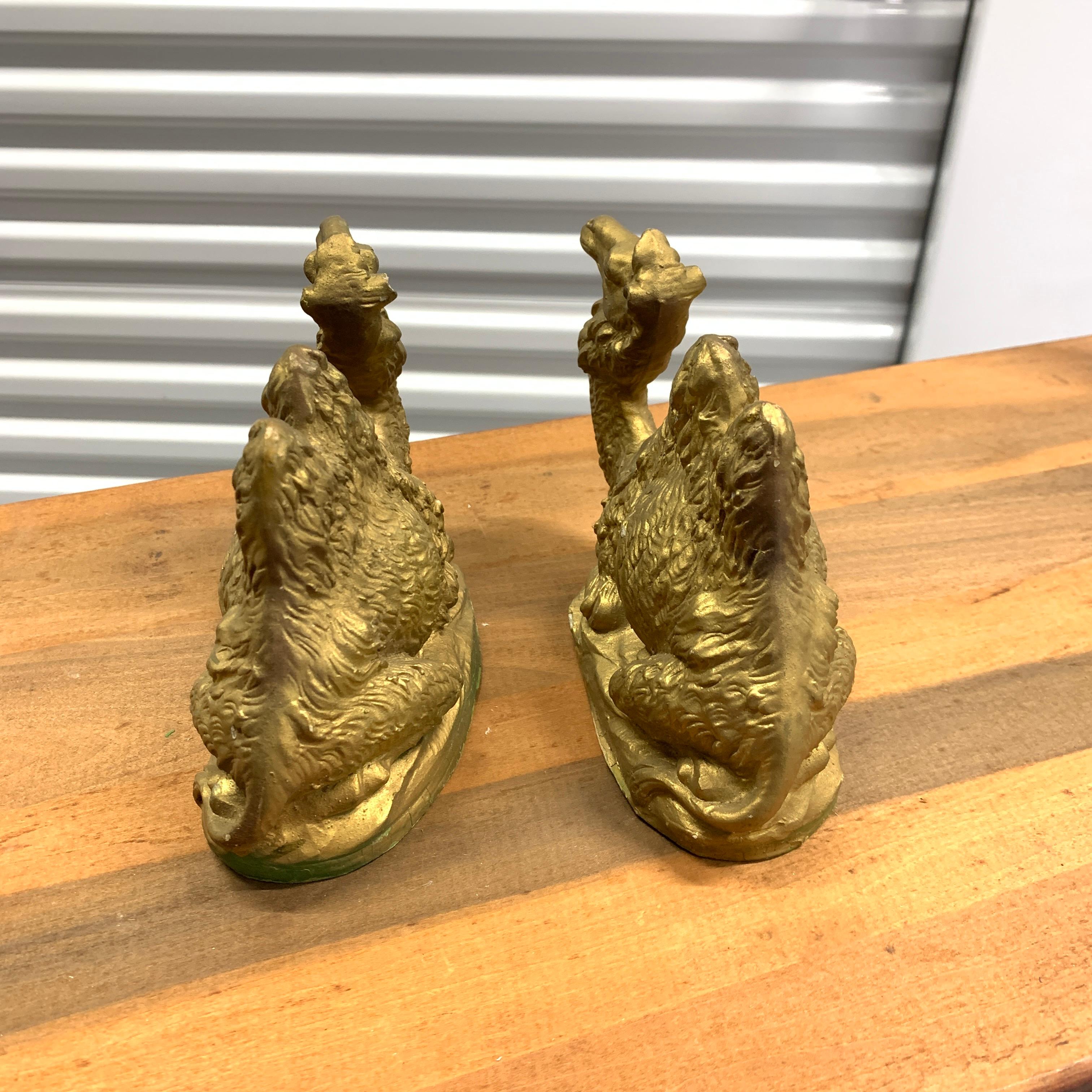 Vintage Italian Gold Gilt Camel Figures, a Pair In Distressed Condition For Sale In Cordova, SC