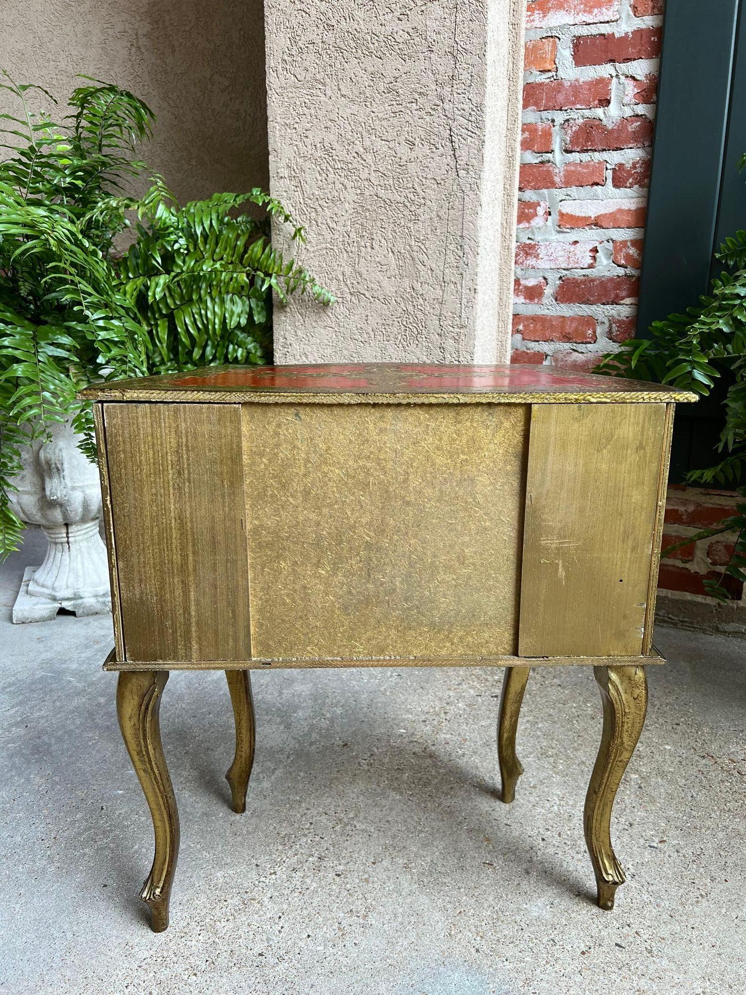 Vintage Italienisch Gold vergoldet Wood Chest End Tabelle Florentine RED Hollywood Regency im Angebot 6