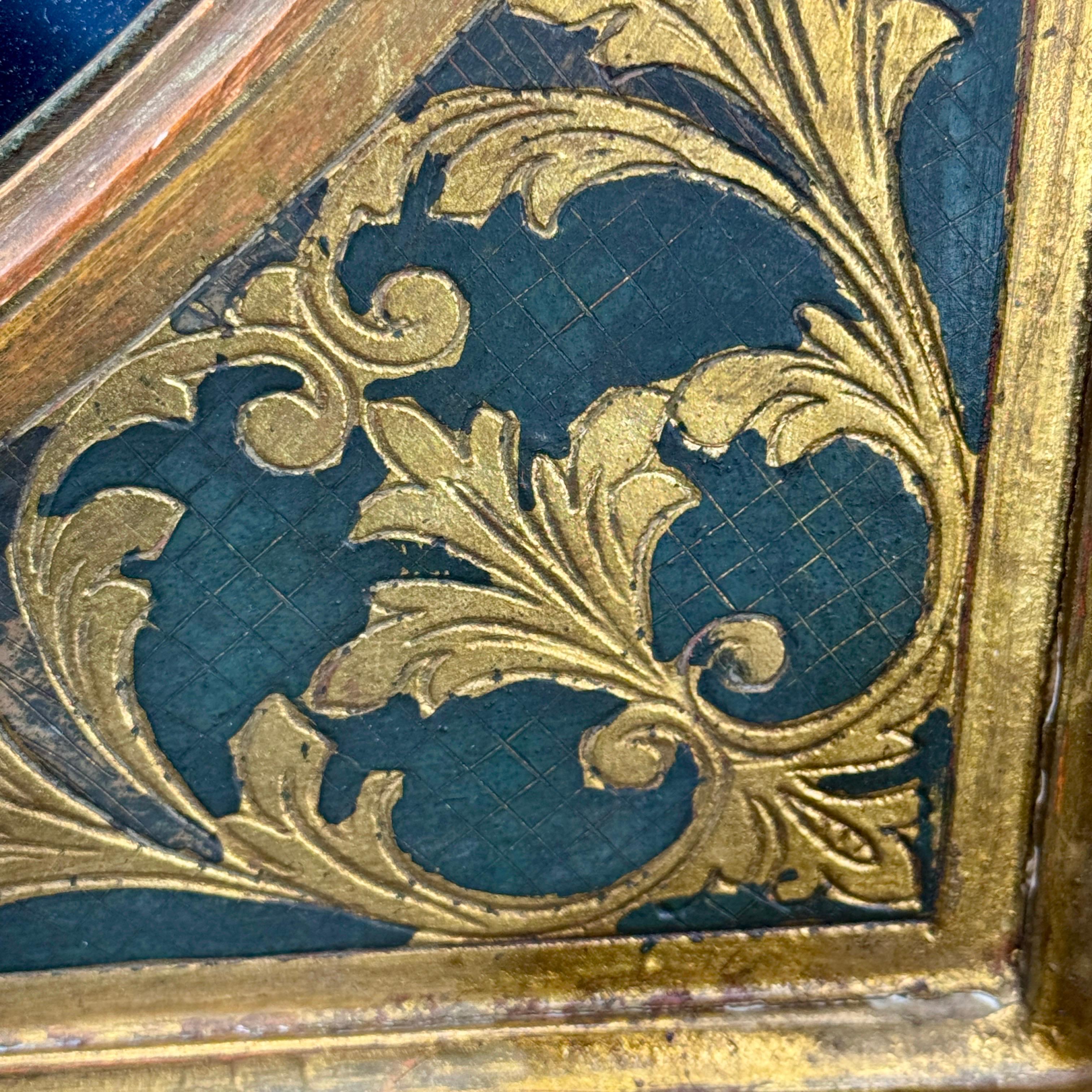 Vintage Italian Gold Gilt Wood Florentine Wall Mirror For Sale 6