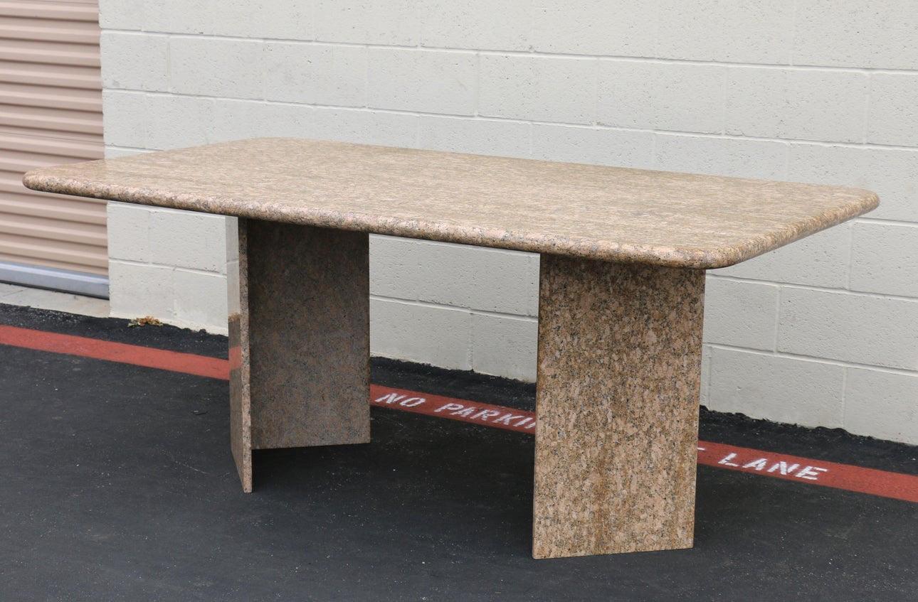 Vintage Italian Granite Dining Table, 1980s In Good Condition For Sale In North Hollywood, CA