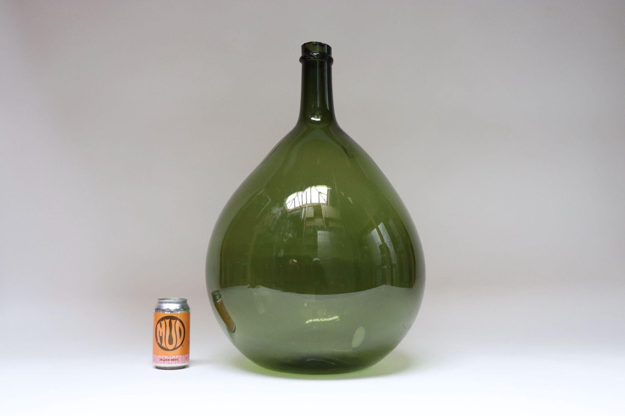 Vintage Italian Green Blown Glass Bulbous Form Demijohn Carboy For Sale 2
