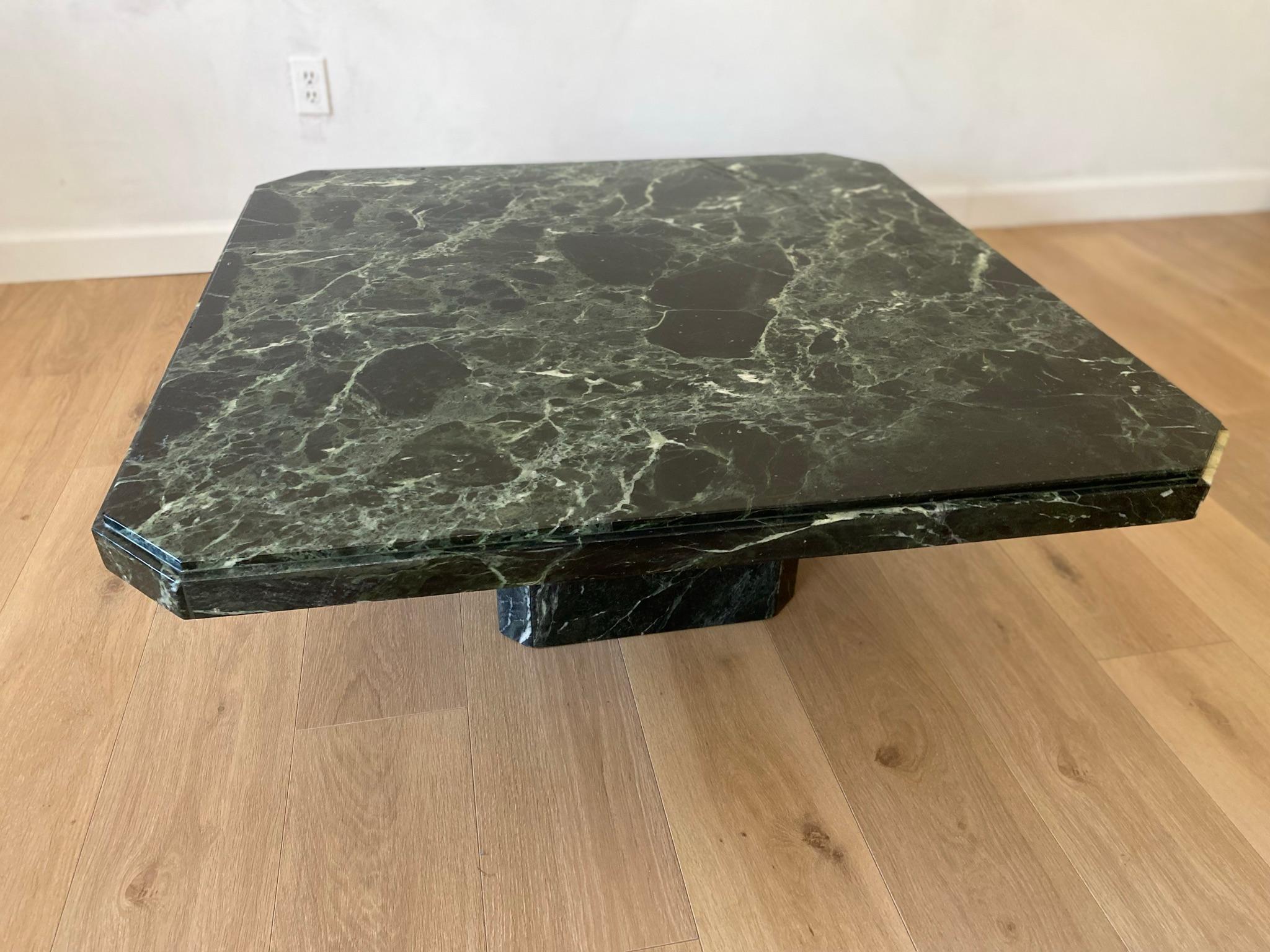 Vintage Italian Green Marble Coffee Table In Fair Condition For Sale In Dallas, TX