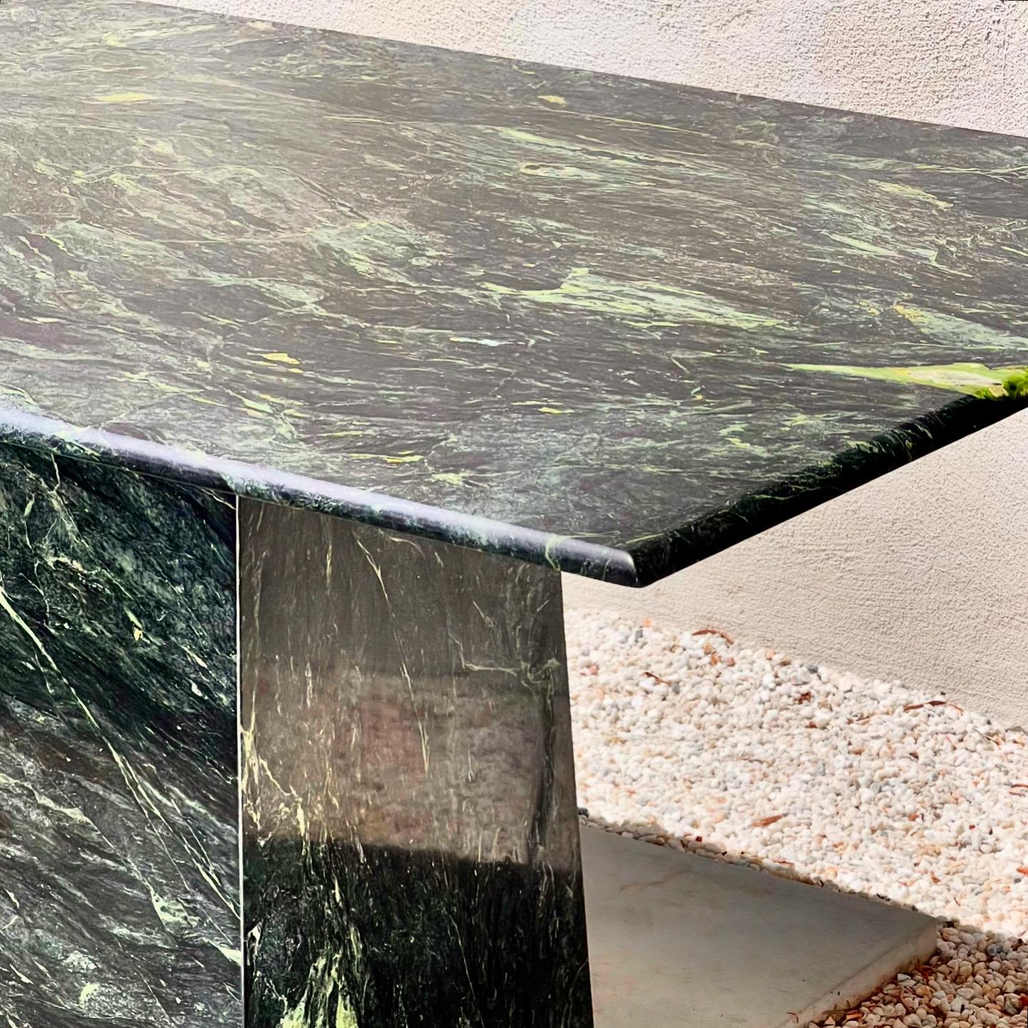 Vintage Italian green marble dining table, late 20th century 10