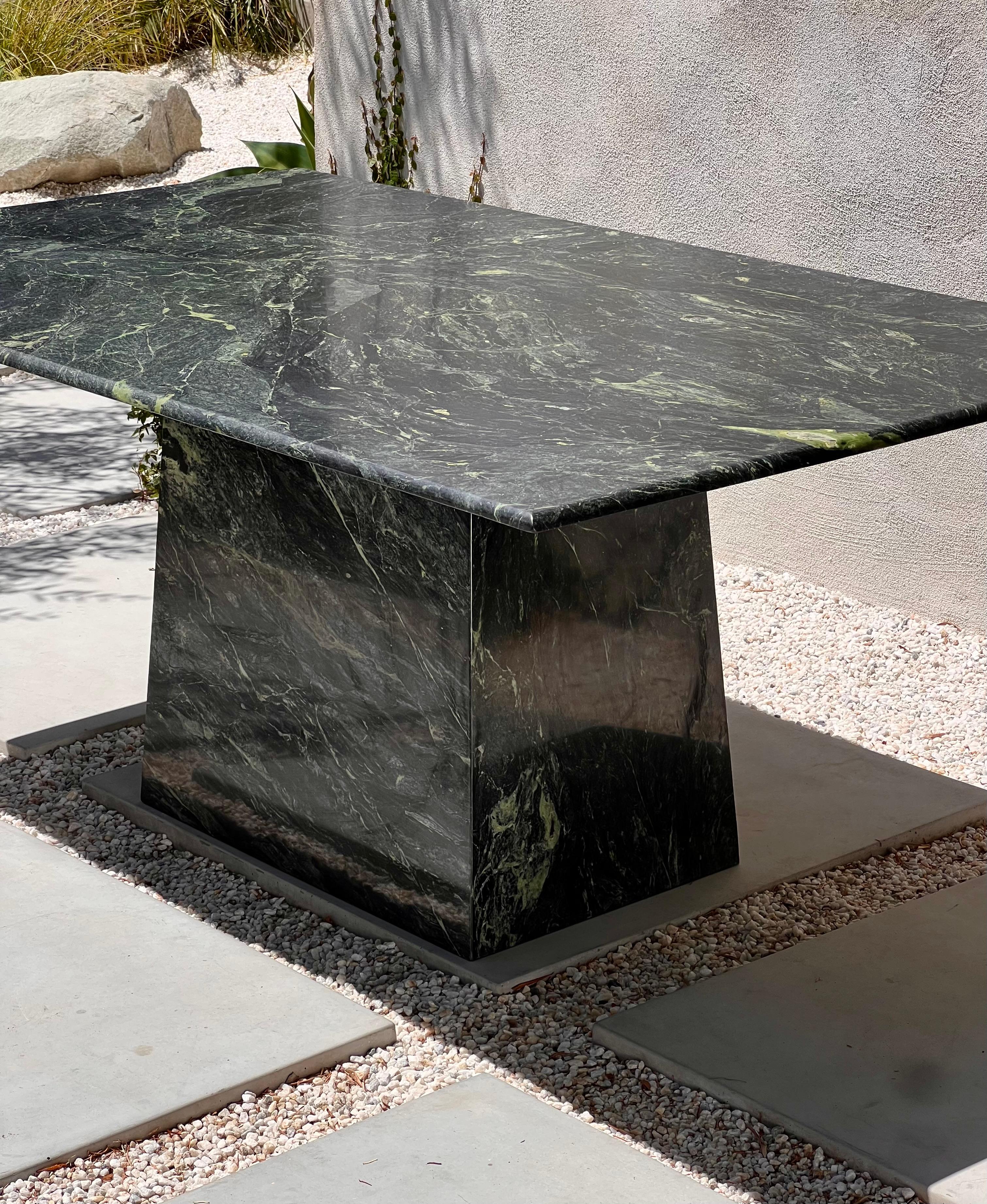 Post-Modern Vintage Italian green marble dining table, late 20th century