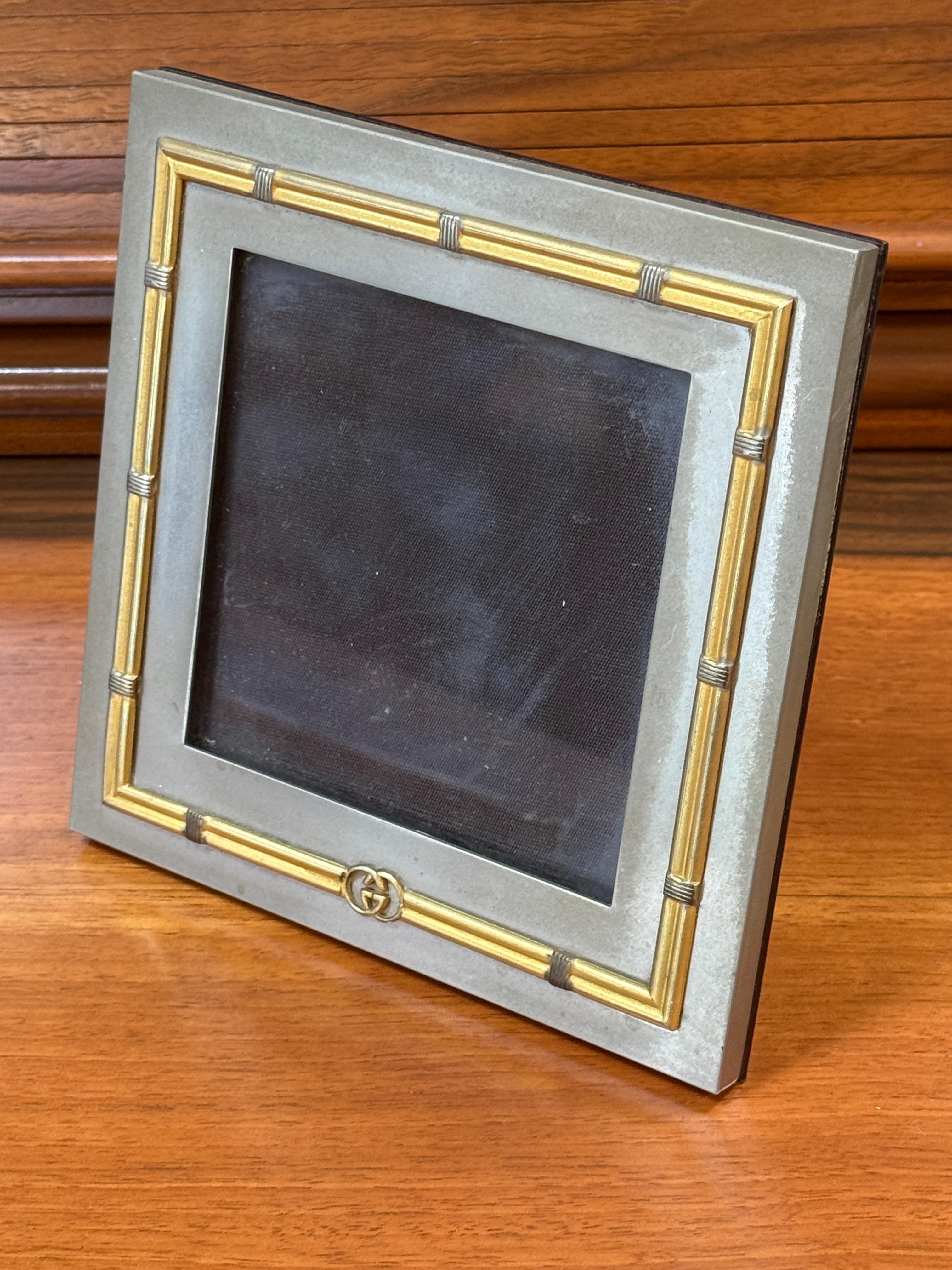 Vintage Italian Gucci Messing & Chrom Quadratischer Bilderrahmen, 1980er Jahre im Zustand „Gut“ im Angebot in Los Angeles, CA