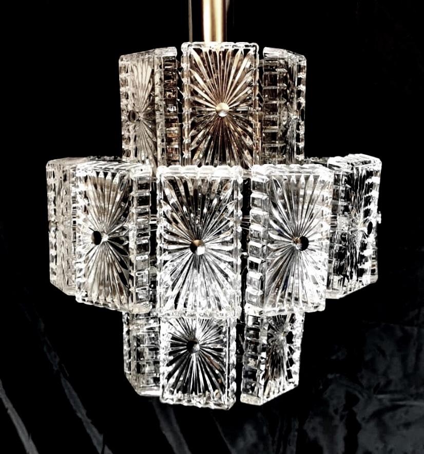 Vintage Italian Half-Crystal and Nickel-Plated Metal Chandelier For Sale 3