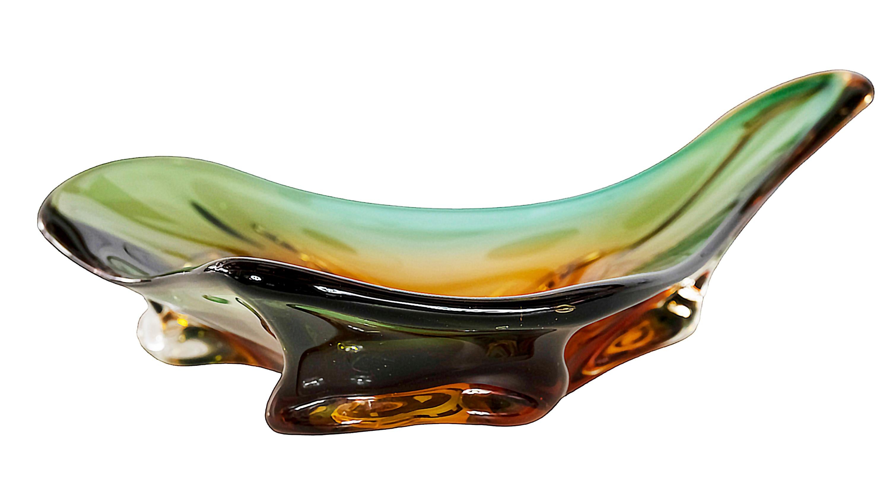 Verre de Murano Vase / centre de table italien vintage en verre de Murano fabriqué à la main en vente