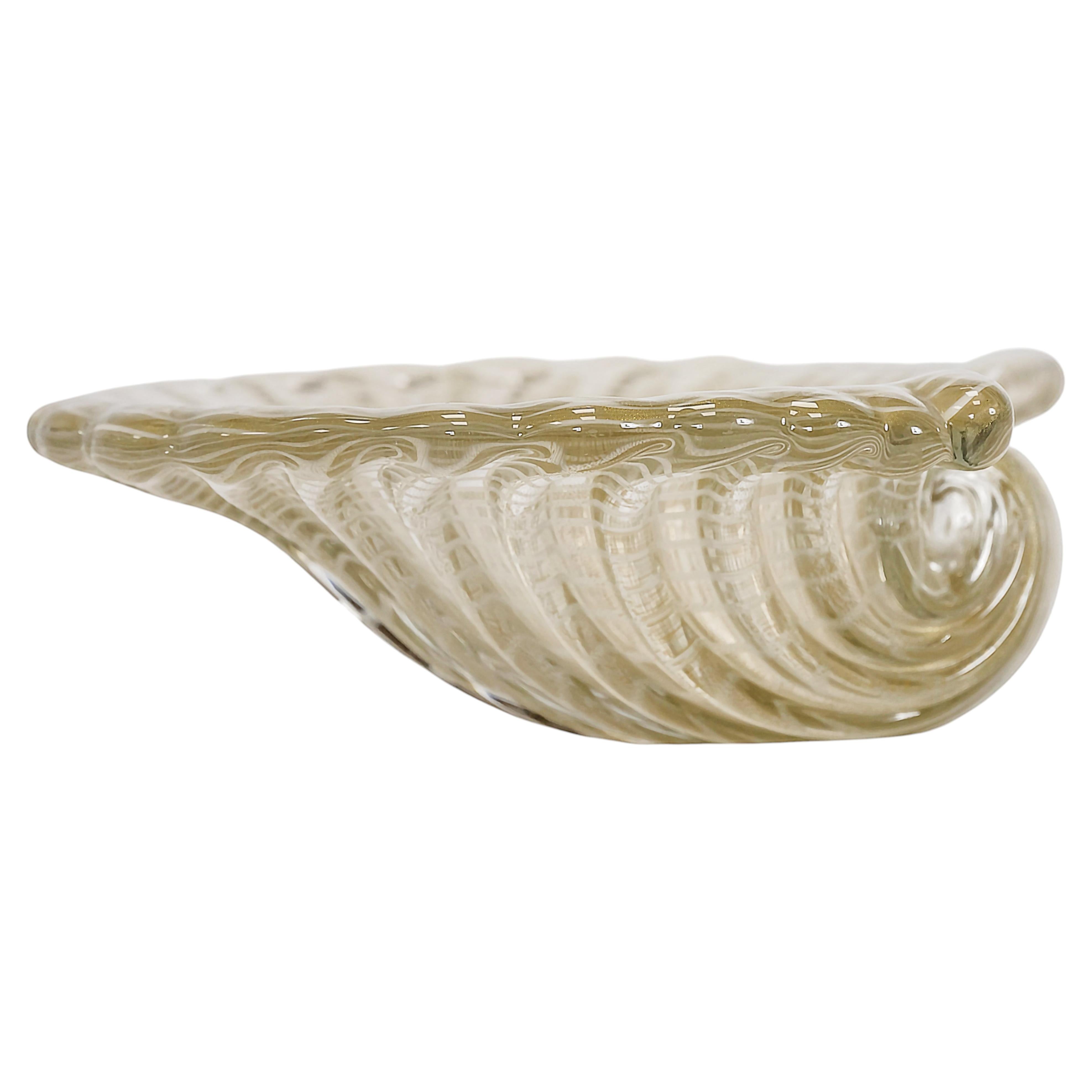 Vintage Italian Handmade Shell Shape Murano Glass Centerpiece/Vase