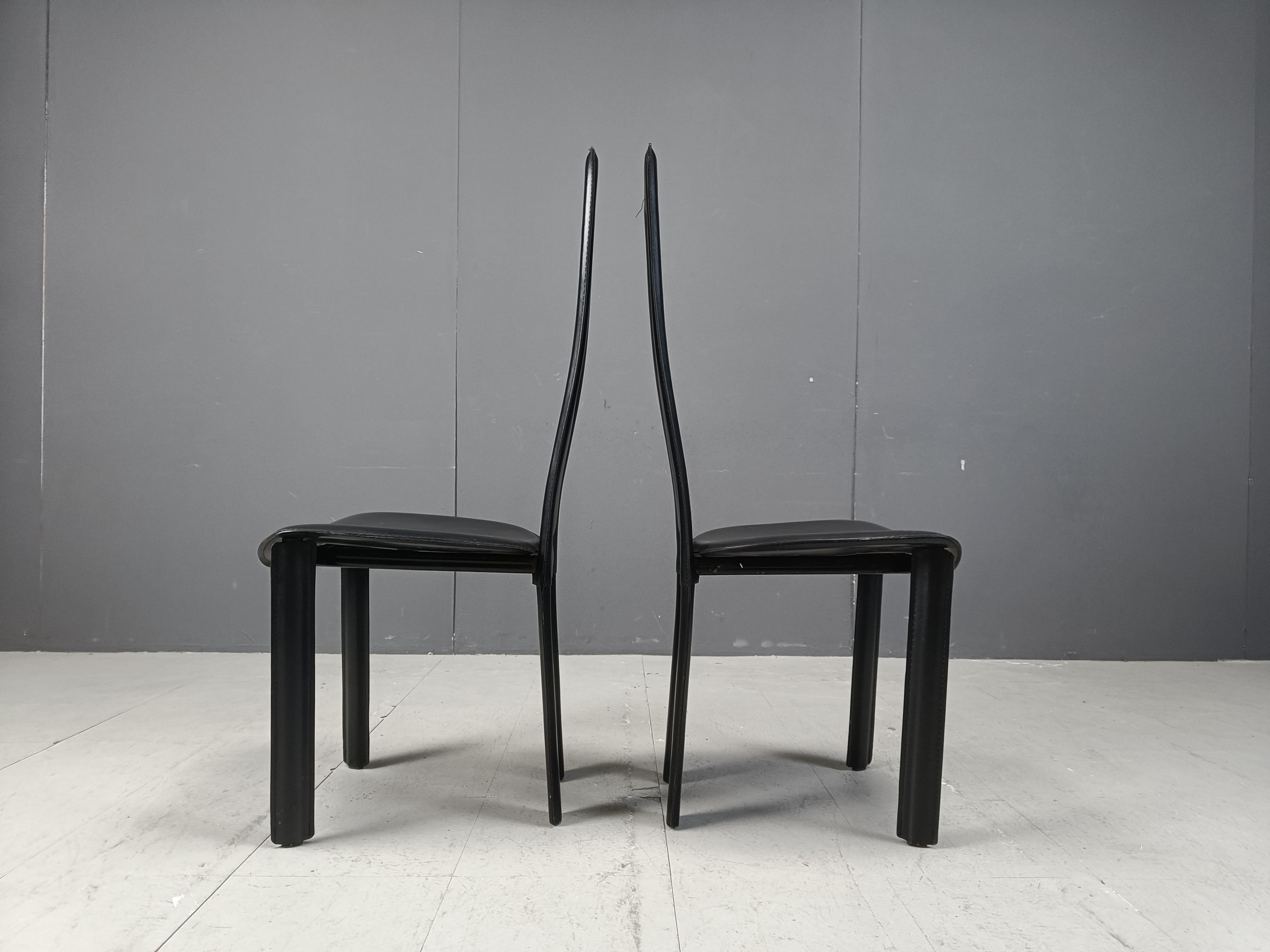 Vintage italian high back black leather dining chairs, 1980s For Sale 3