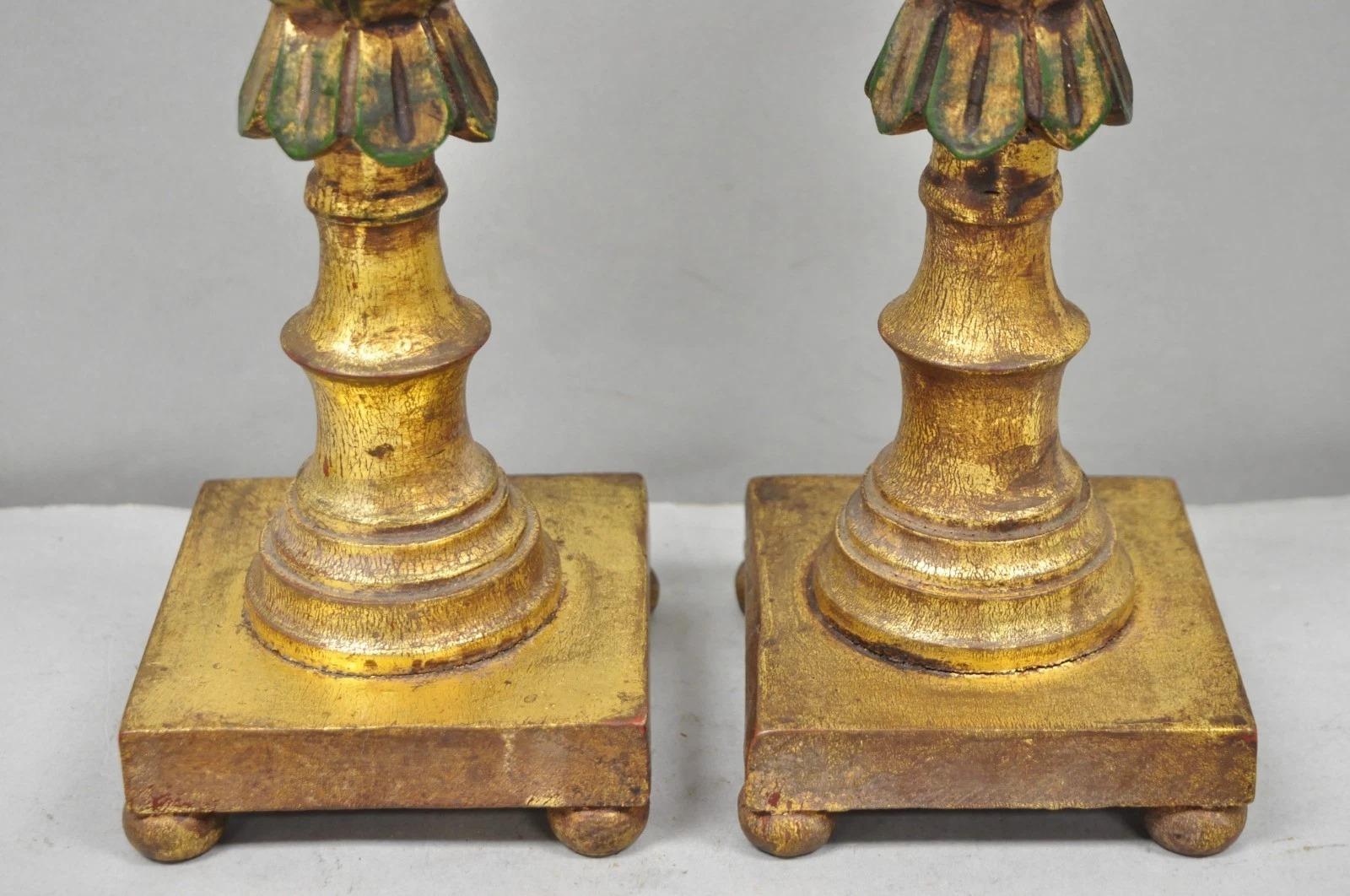 Vintage Italian Hollywood Regency geschnitzt Gold Giltwood Ananas Tischlampe Paar (Holz) im Angebot