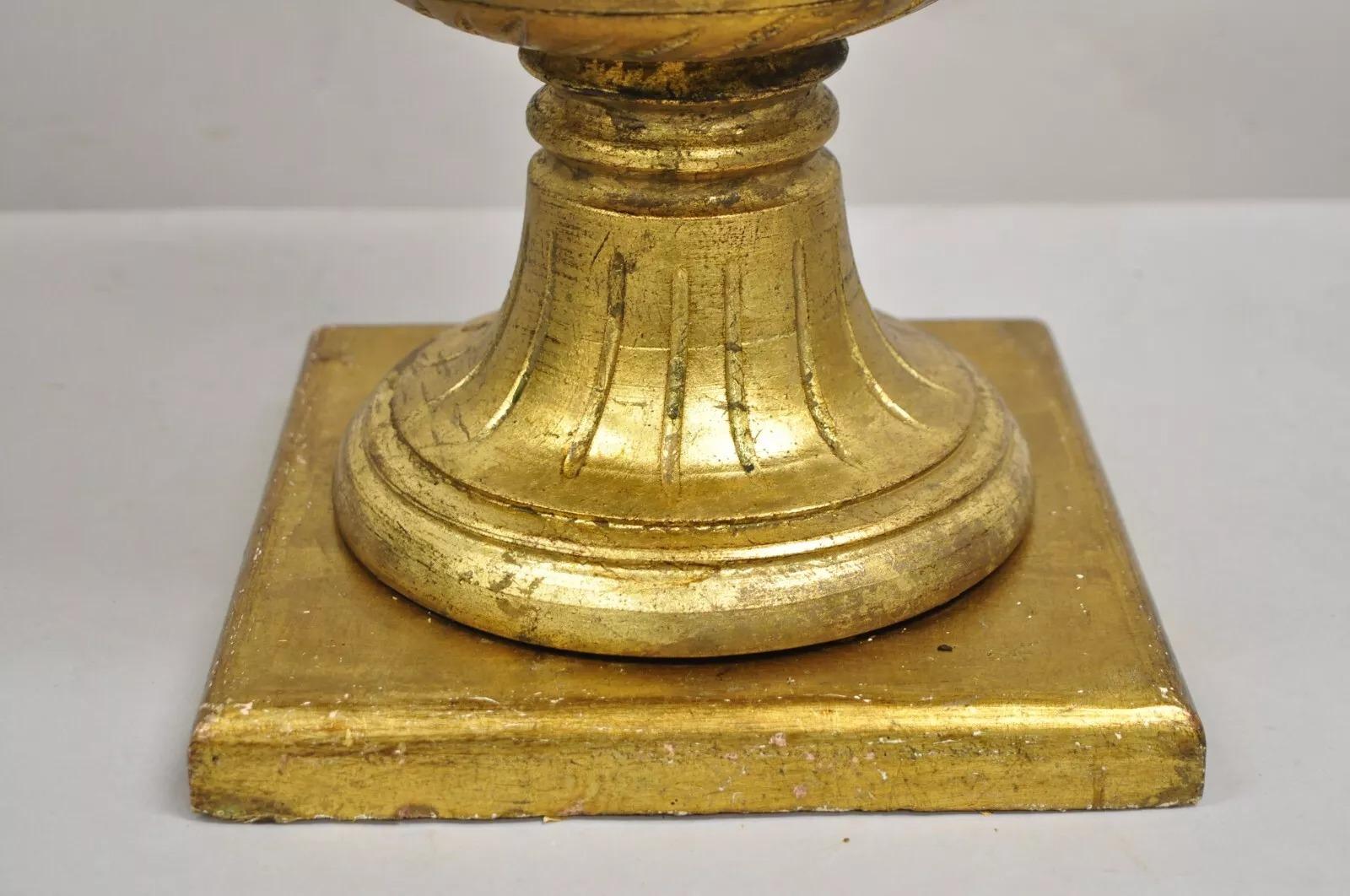 Vintage Italian Hollywood Regency Ceramic Gold Twin Handle Urn Table Lamp For Sale 3
