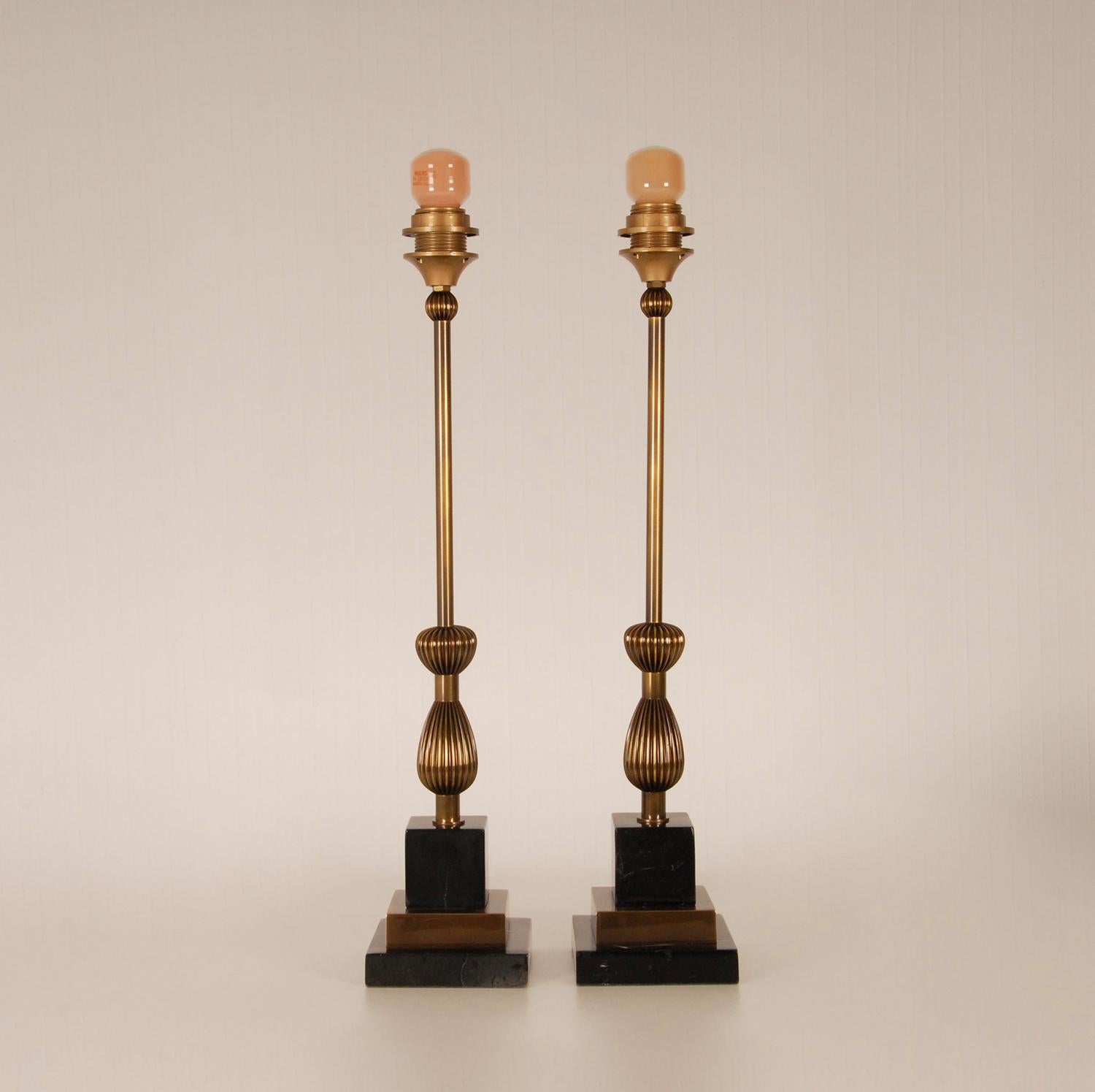 Vintage Italian Art Deco Gold Bronze and Black Marble Table Lamps, a Pair 2