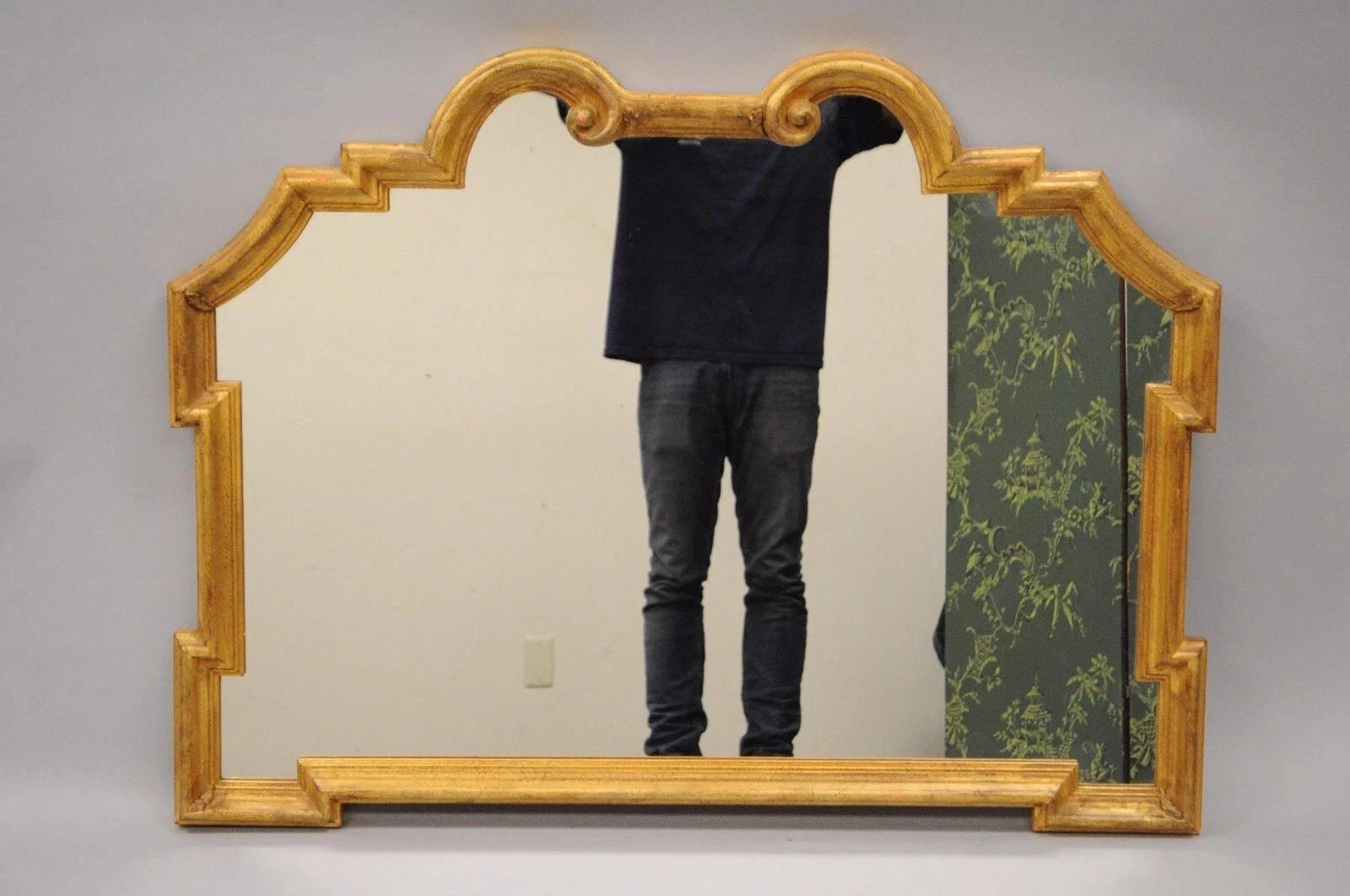 Vintage Italian Hollywood Regency Gold Gilt Carved Wood 32 x 40 Wall Mirror im Angebot 6