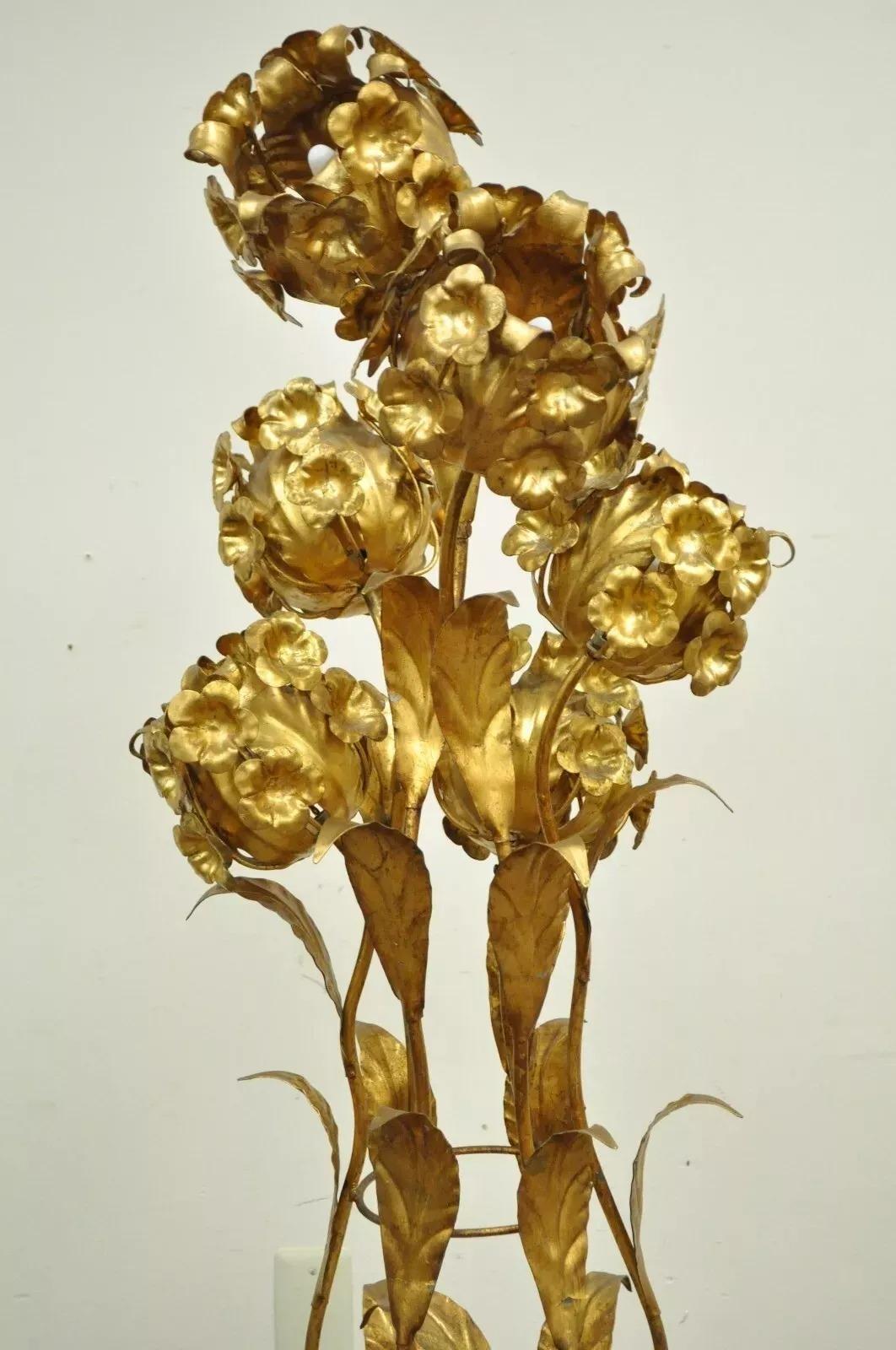 Vintage Italian Hollywood Regency Gold Gilt Floral Tole Metal 6 Light Floor Lamp In Good Condition In Philadelphia, PA
