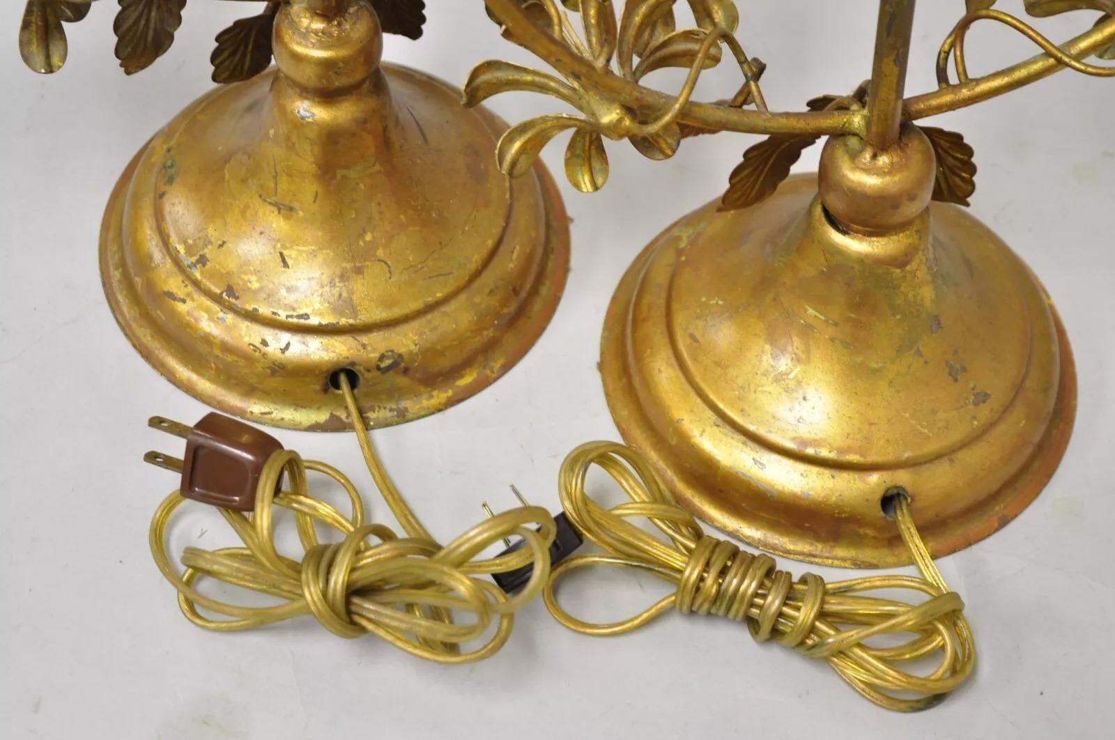 Vintage Italian Hollywood Regency Gold Gilt Iron Tole Metal Table Lamps - a Pair For Sale 5