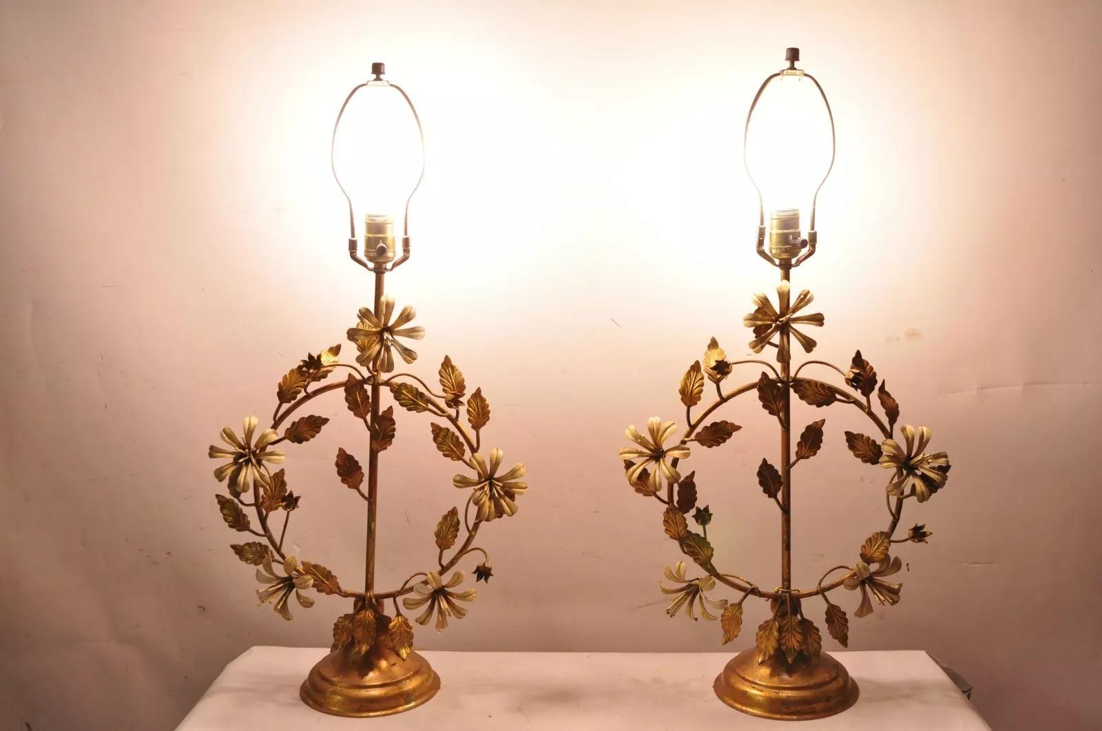 Vintage Italian Hollywood Regency Gold Gilt Iron Tole Metal Table Lamps - a Pair For Sale 7