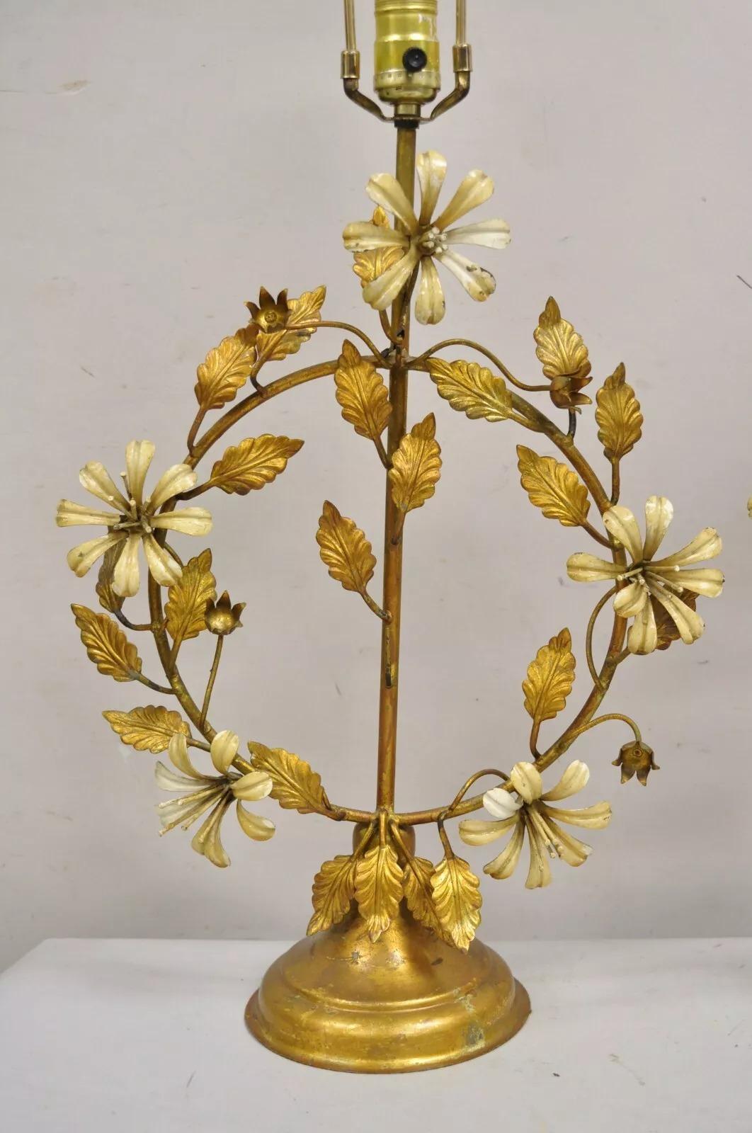 Vintage Italian Hollywood Regency Gold Gilt Iron Tole Metal Table Lamps - a Pair In Good Condition For Sale In Philadelphia, PA