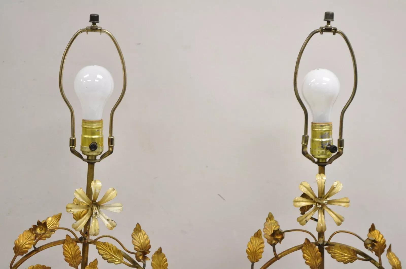 20th Century Vintage Italian Hollywood Regency Gold Gilt Iron Tole Metal Table Lamps - a Pair For Sale