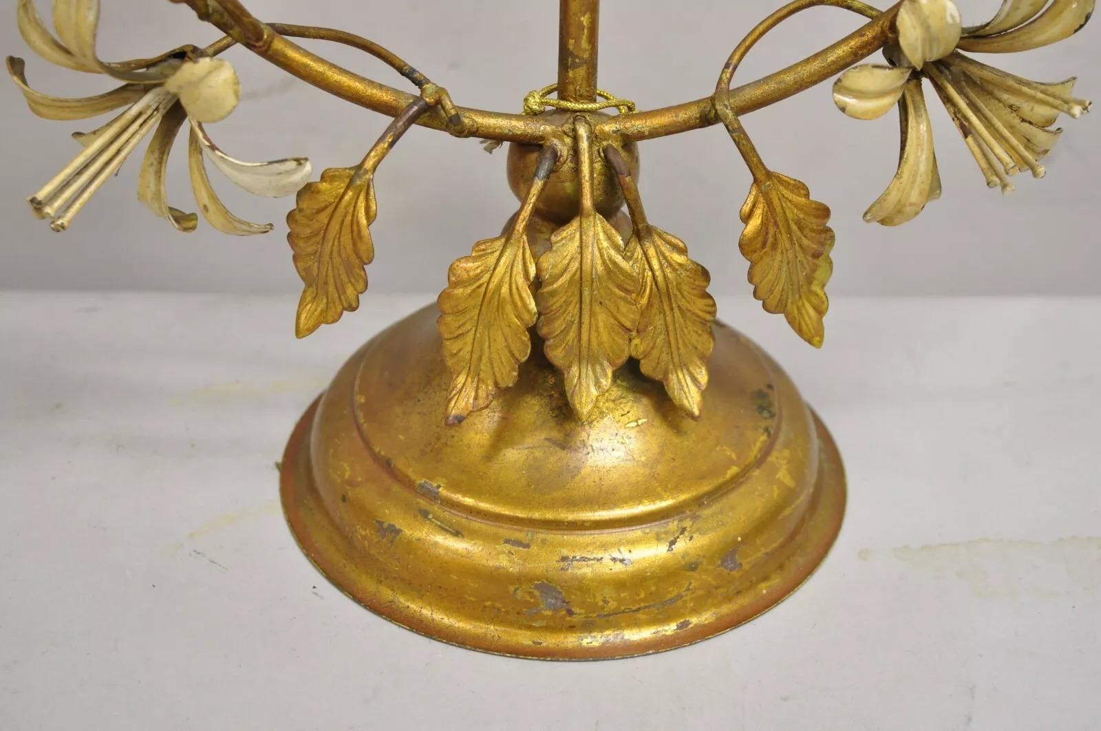Vintage Italian Hollywood Regency Gold Gilt Iron Tole Metal Table Lamps - a Pair For Sale 1