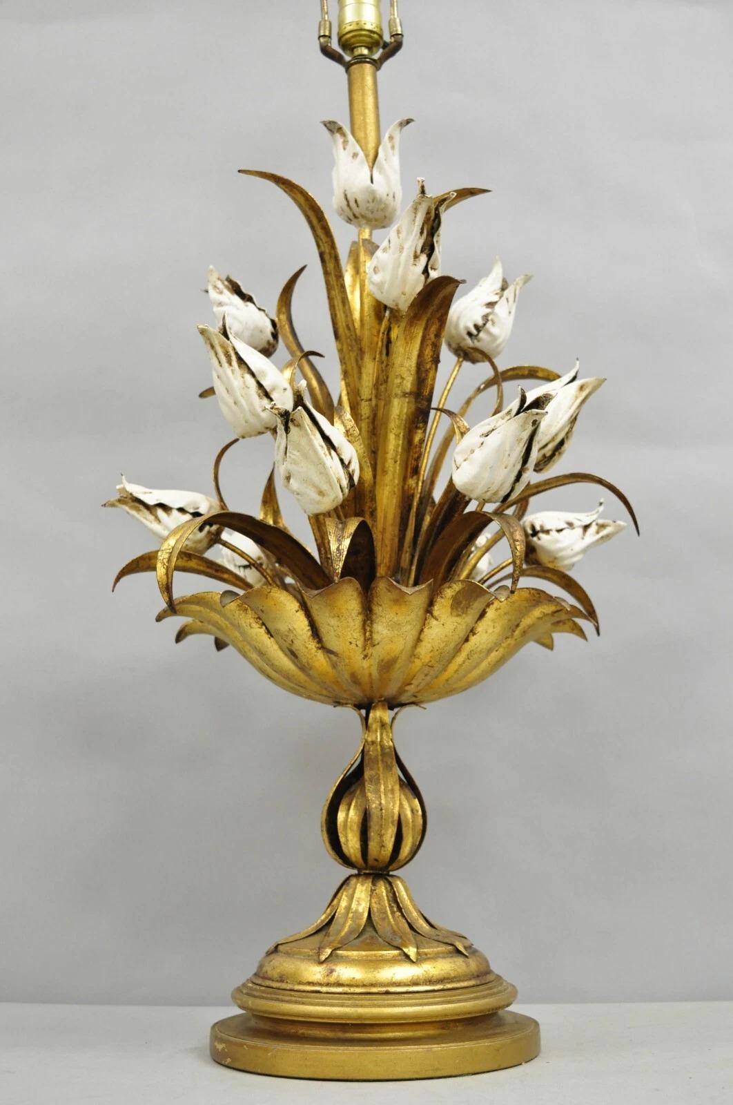 Unknown Vintage Italian Hollywood Regency Gold Gilt Iron White Tulip Flower Table Lamp For Sale