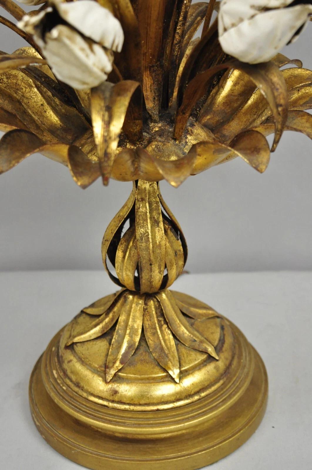 20th Century Vintage Italian Hollywood Regency Gold Gilt Iron White Tulip Flower Table Lamp For Sale
