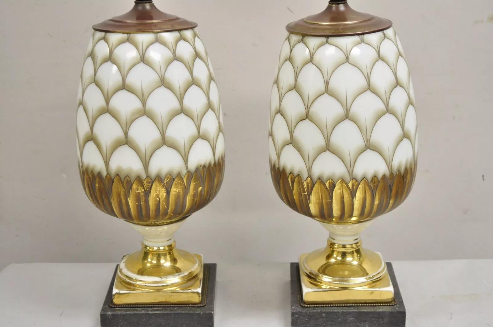 Vintage Italian Hollywood Regency Lámpara de mesa de piña de cristal pintada a mano - Pareja Regencia de Hollywood en venta