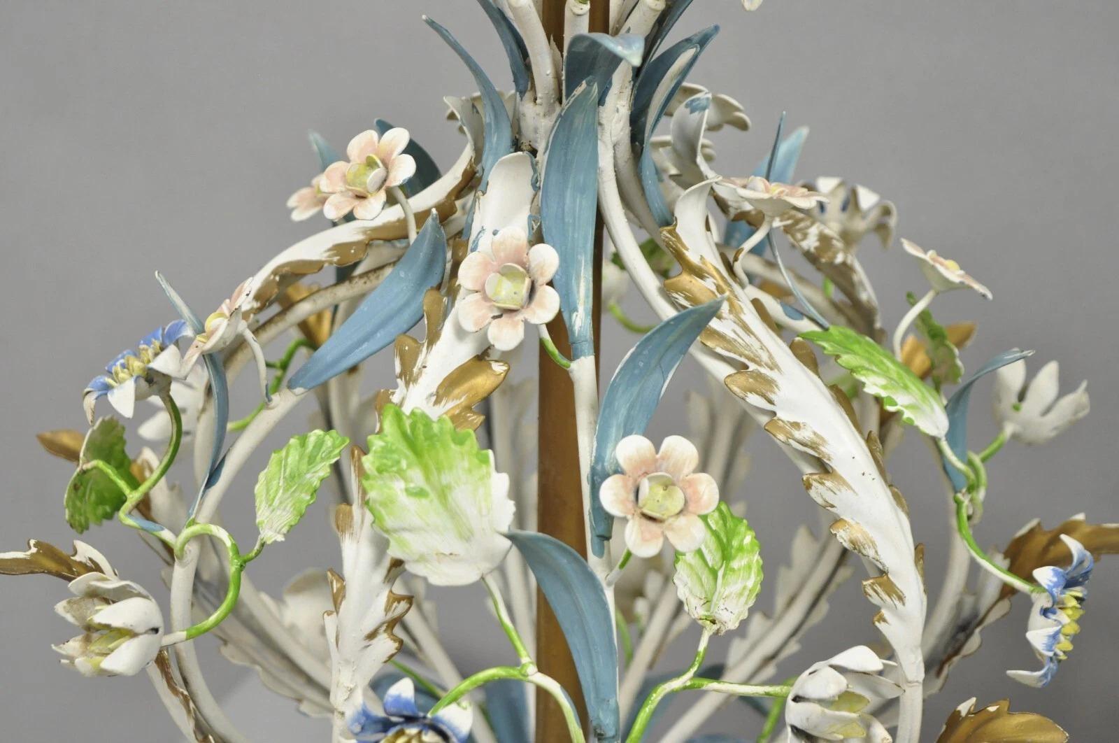 Vintage Italian Hollywood Regency Iron Tole Metal Painted Flower Table Lamp Pair For Sale 3