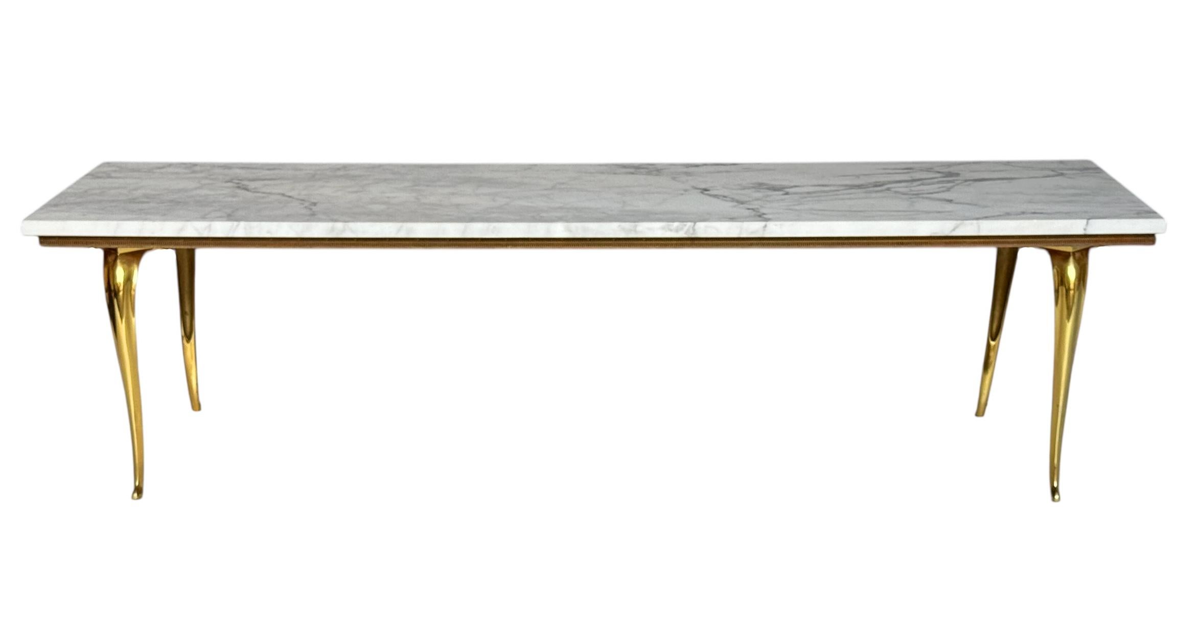 Vintage Italian Hollywood Regency Lange Rechteckige Marmor & Messing Couchtisch (Mitte des 20. Jahrhunderts) im Angebot
