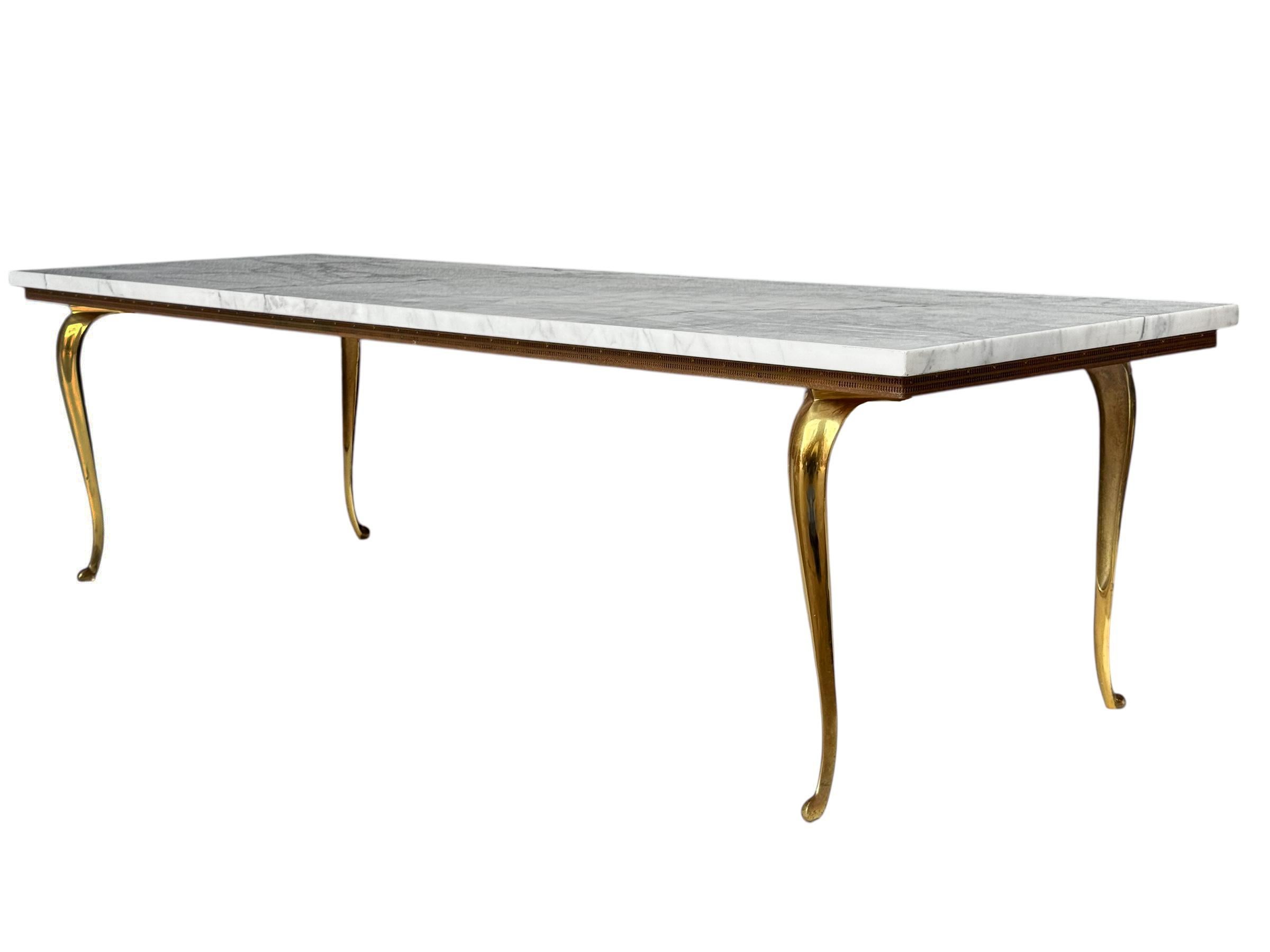 Vintage Italian Hollywood Regency Lange Rechteckige Marmor & Messing Couchtisch im Angebot 1